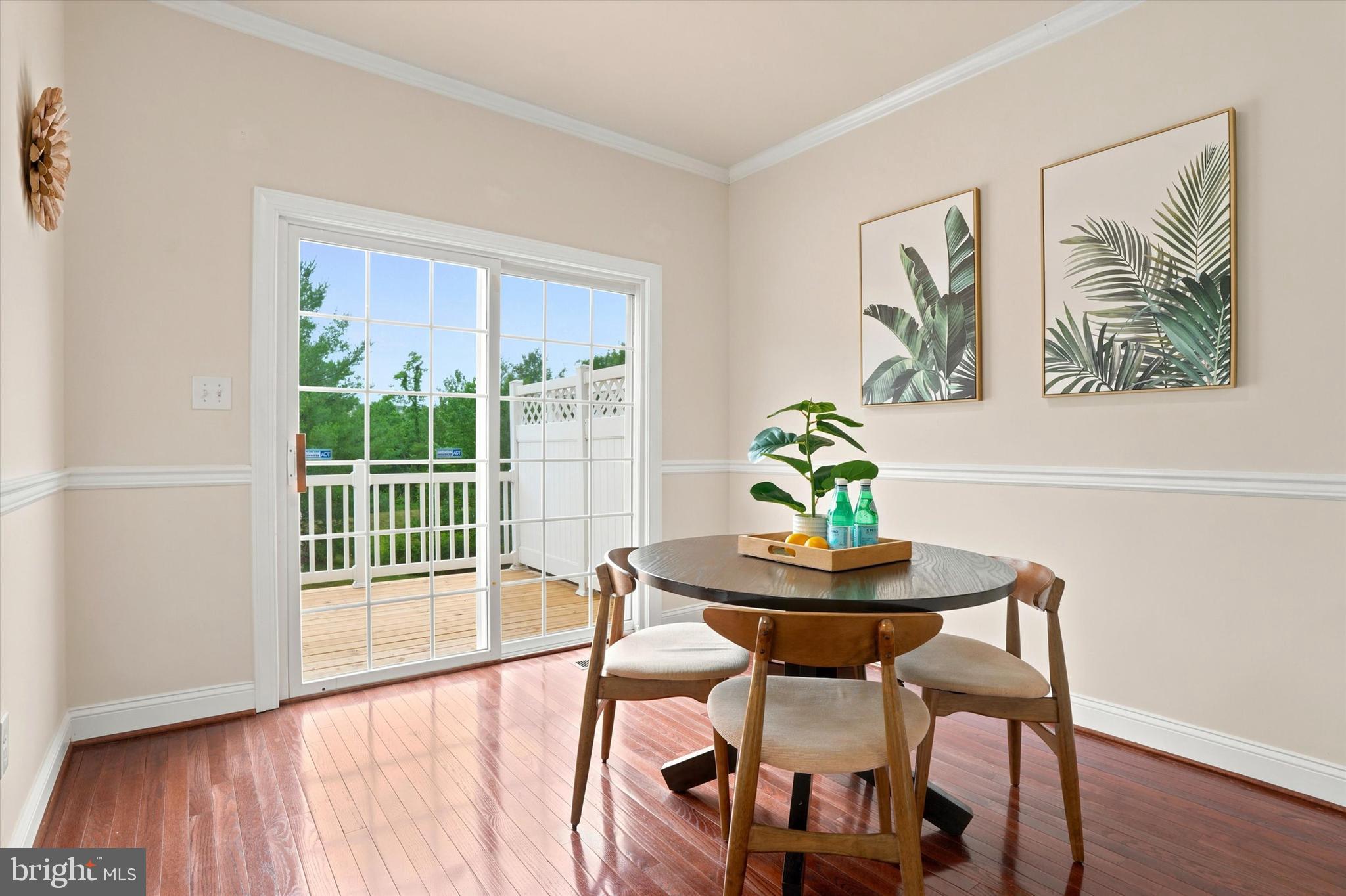TH AT HERITAGE CNTR - Residential