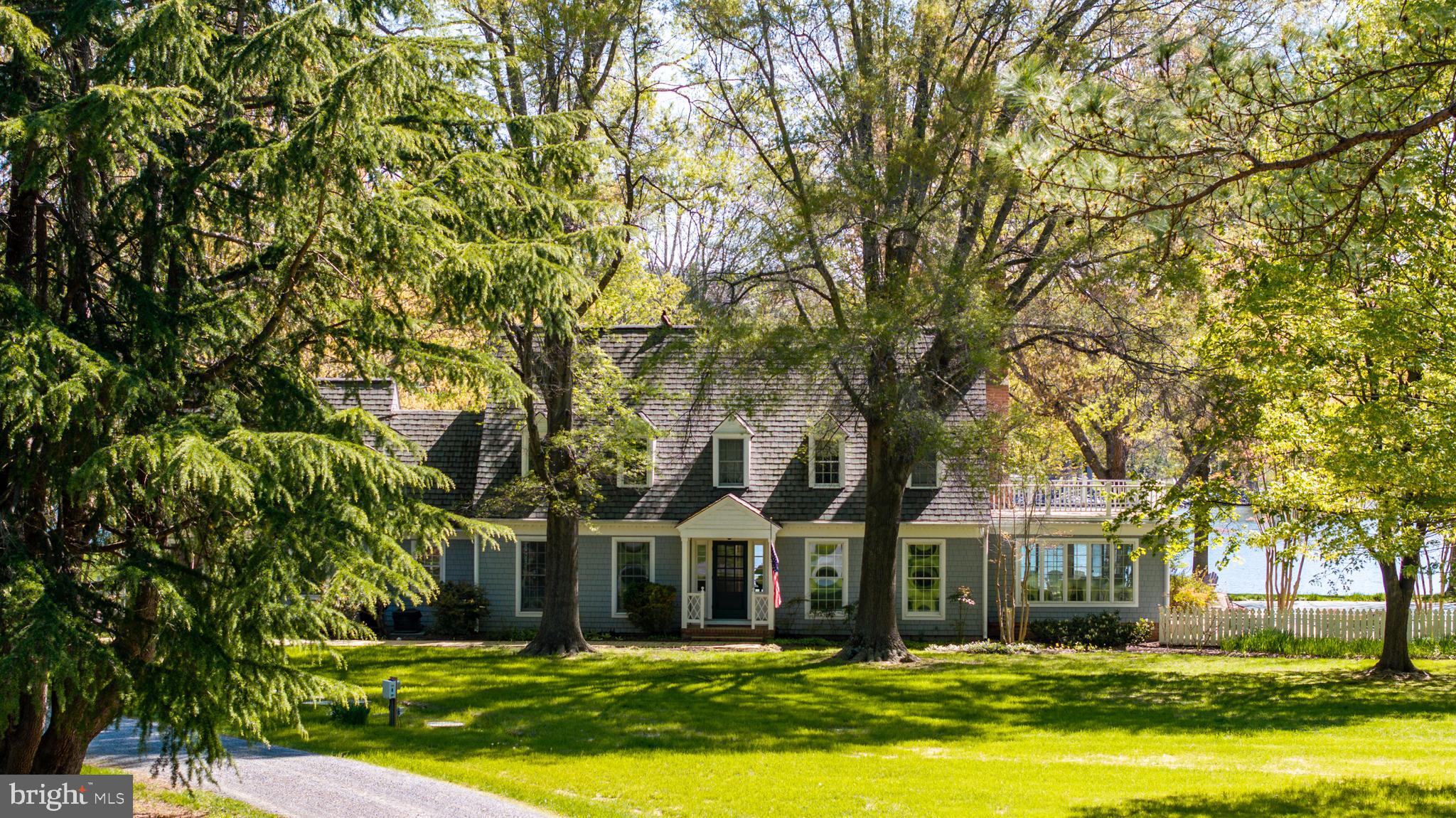 HOLLY HARBOR - Residential