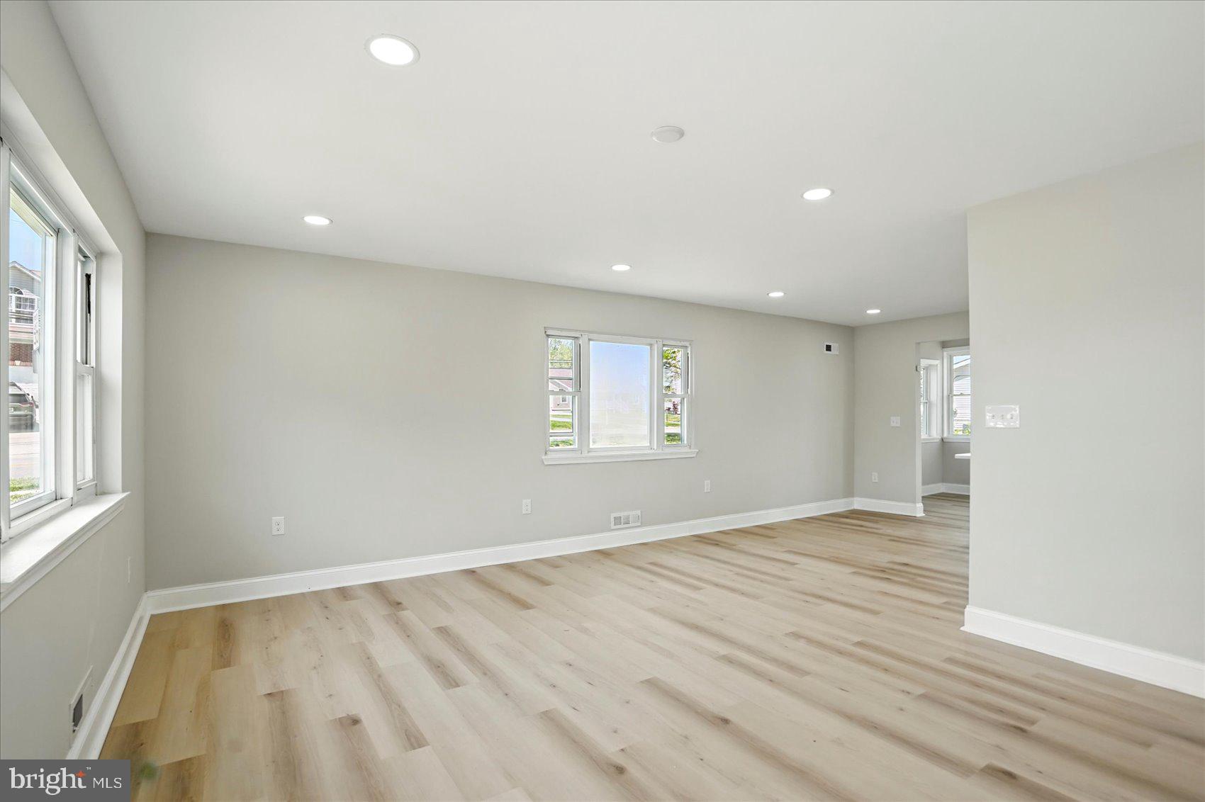 DEERFIELD - Residential