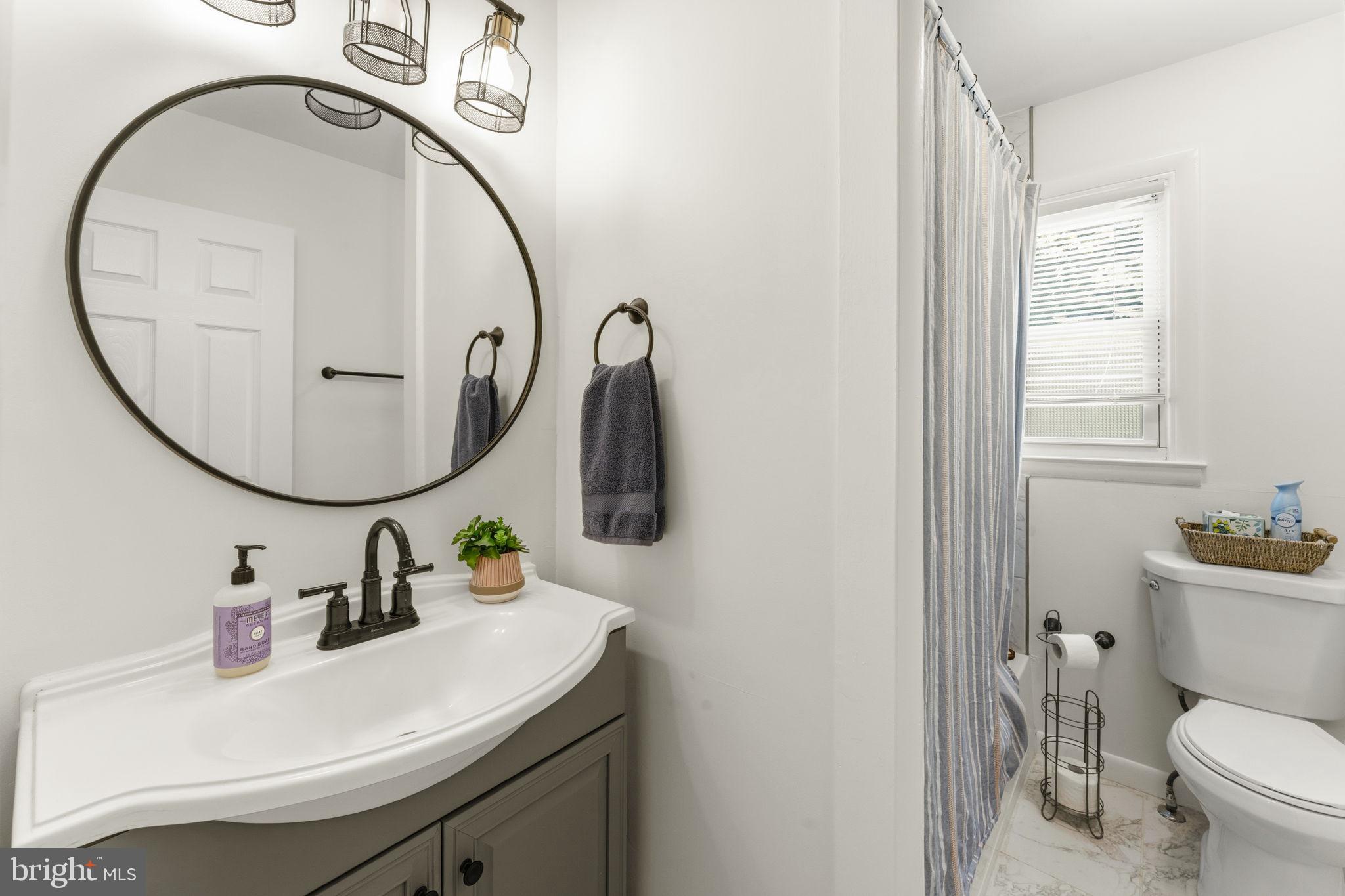 HAMPSTEAD - Residential