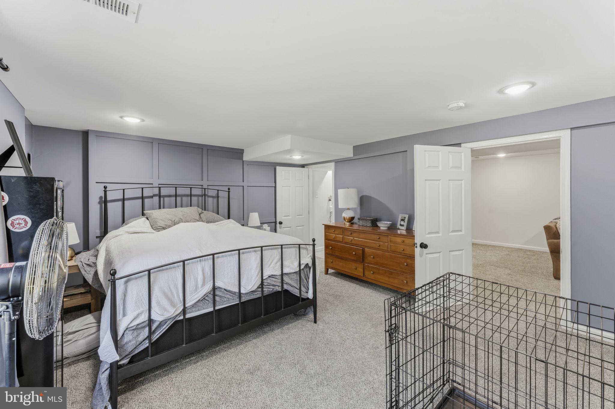 HAMPSTEAD - Residential