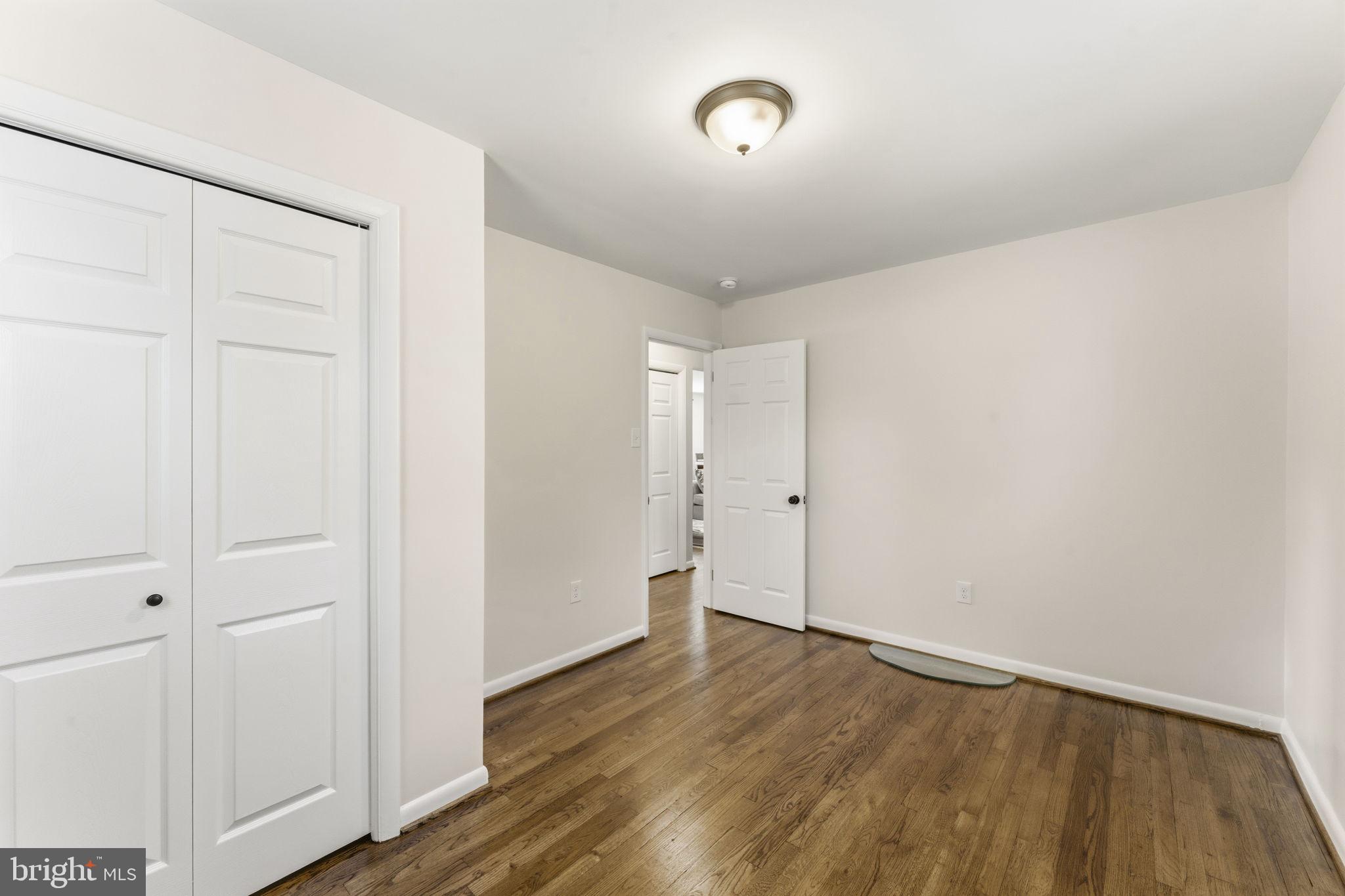 HAMPSTEAD - Residential