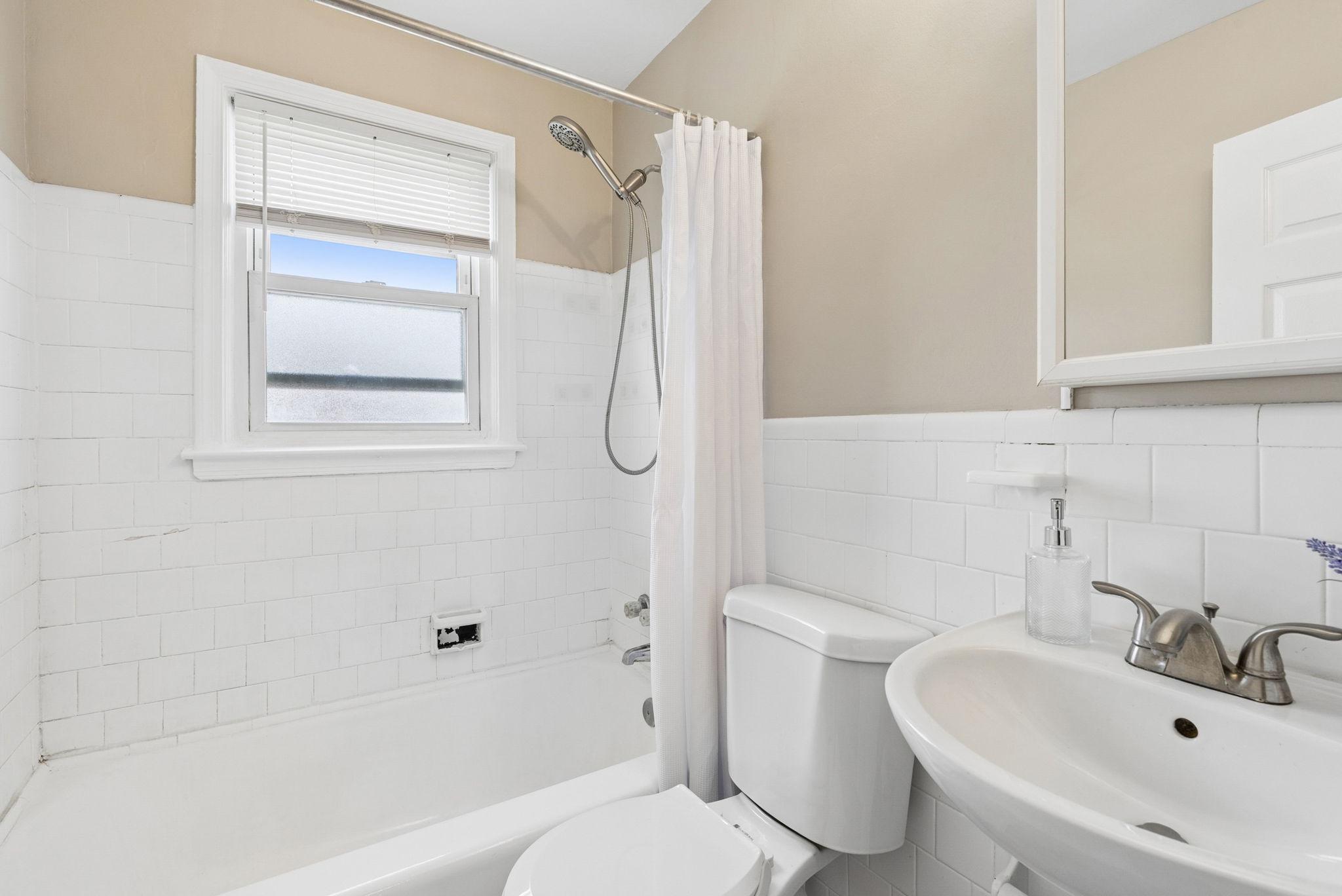 HAWTHORNE - Residential