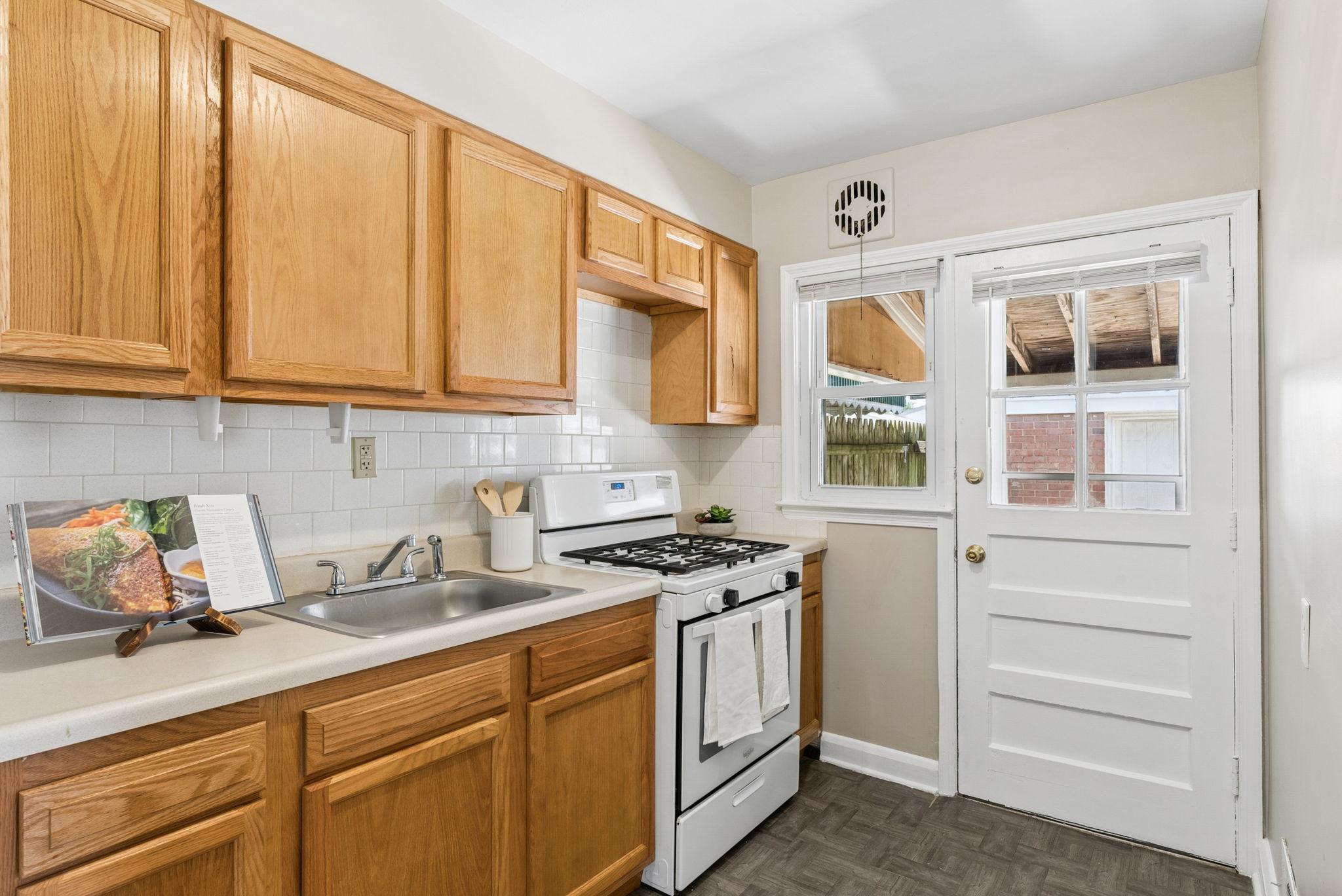 HAWTHORNE - Residential
