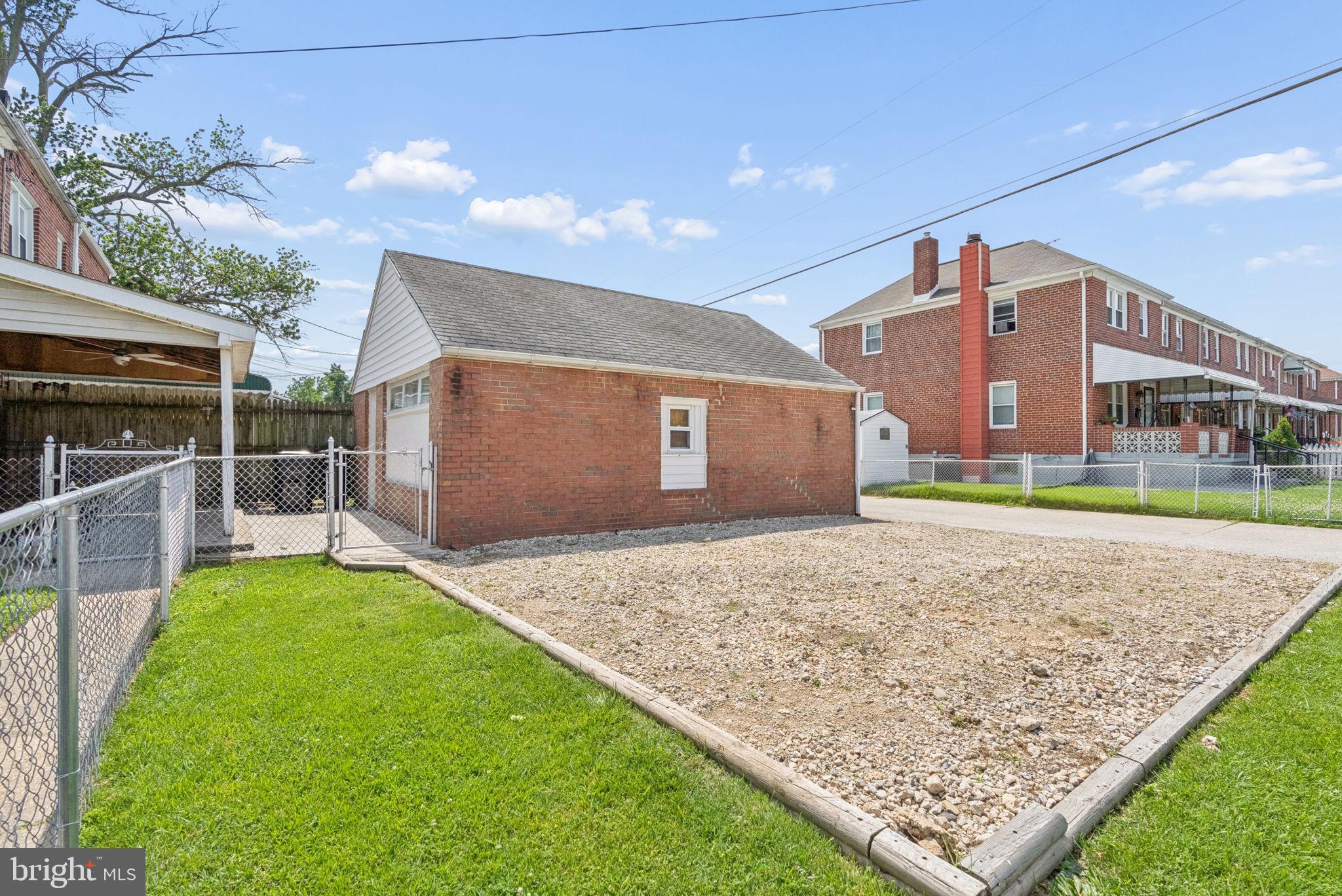 HAWTHORNE - Residential