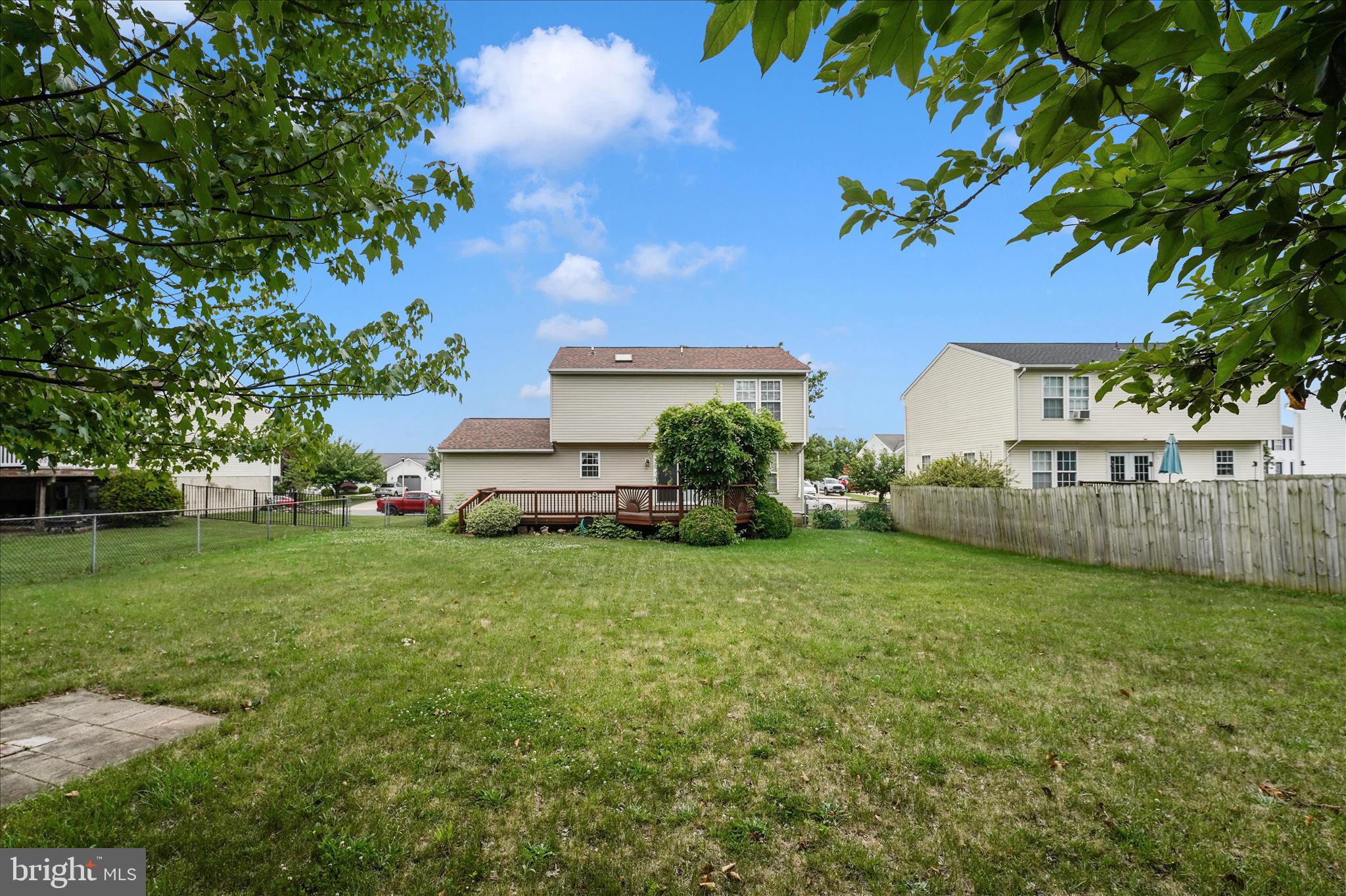 WOODLAND PARK - Residential