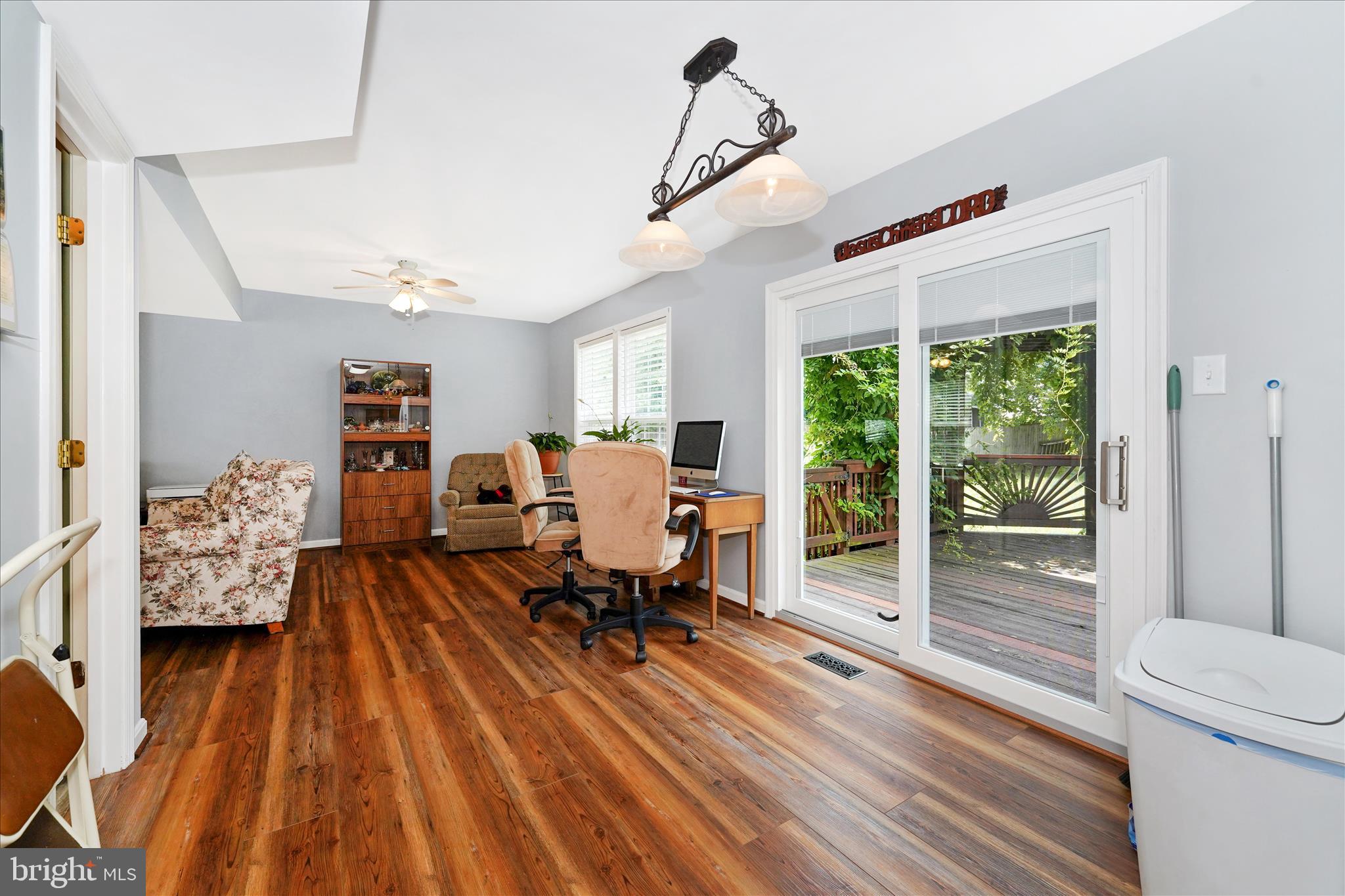 WOODLAND PARK - Residential