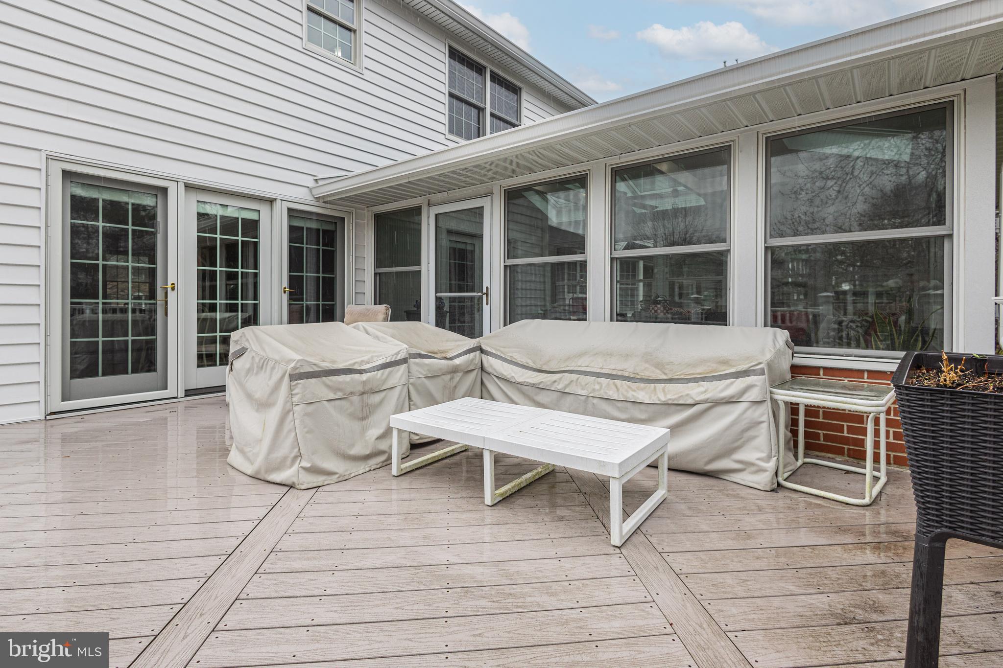 WYNNEWOOD - Residential