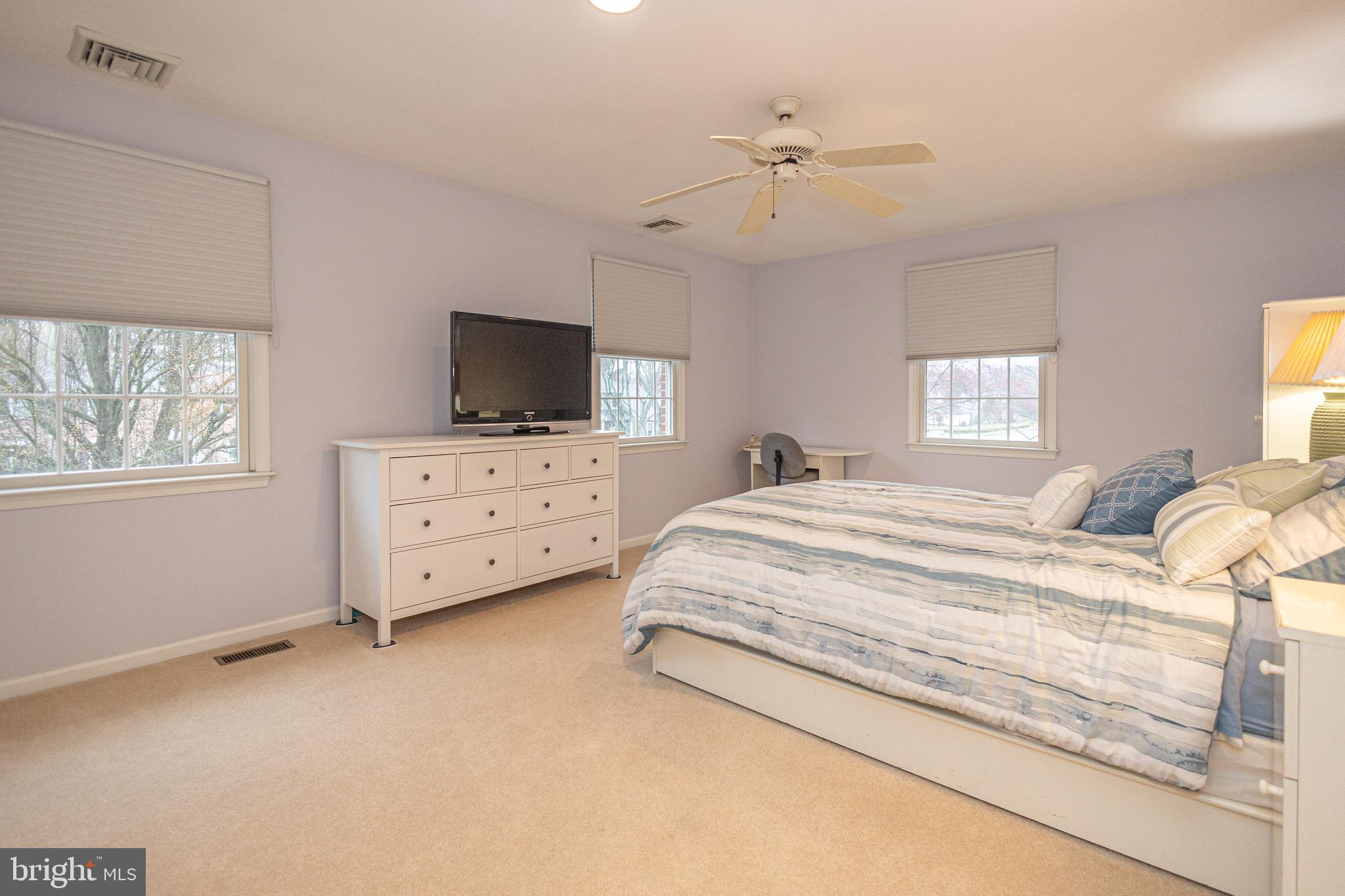WYNNEWOOD - Residential