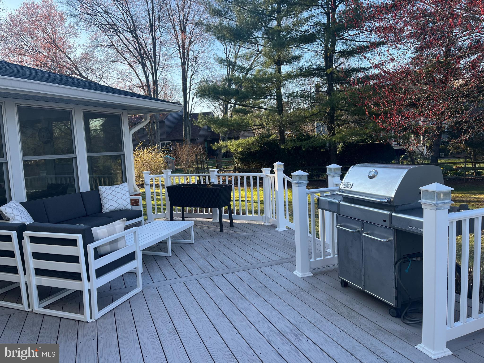 WYNNEWOOD - Residential