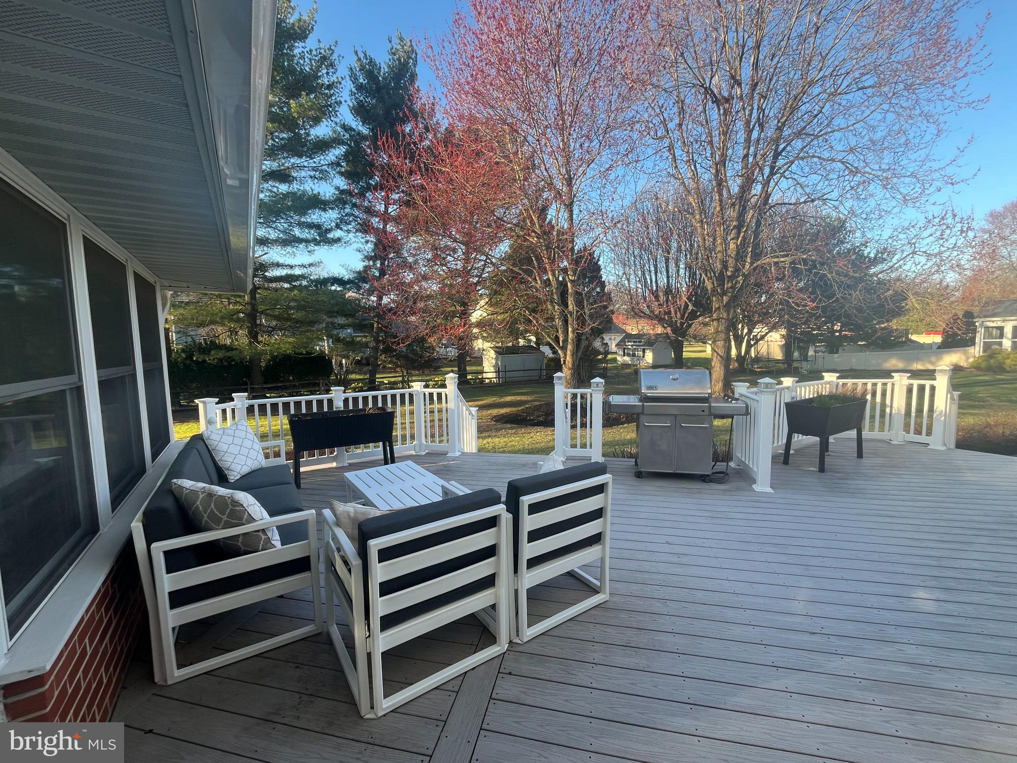 WYNNEWOOD - Residential