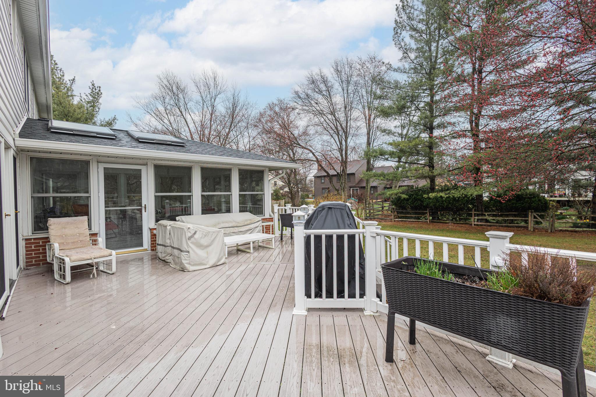 WYNNEWOOD - Residential
