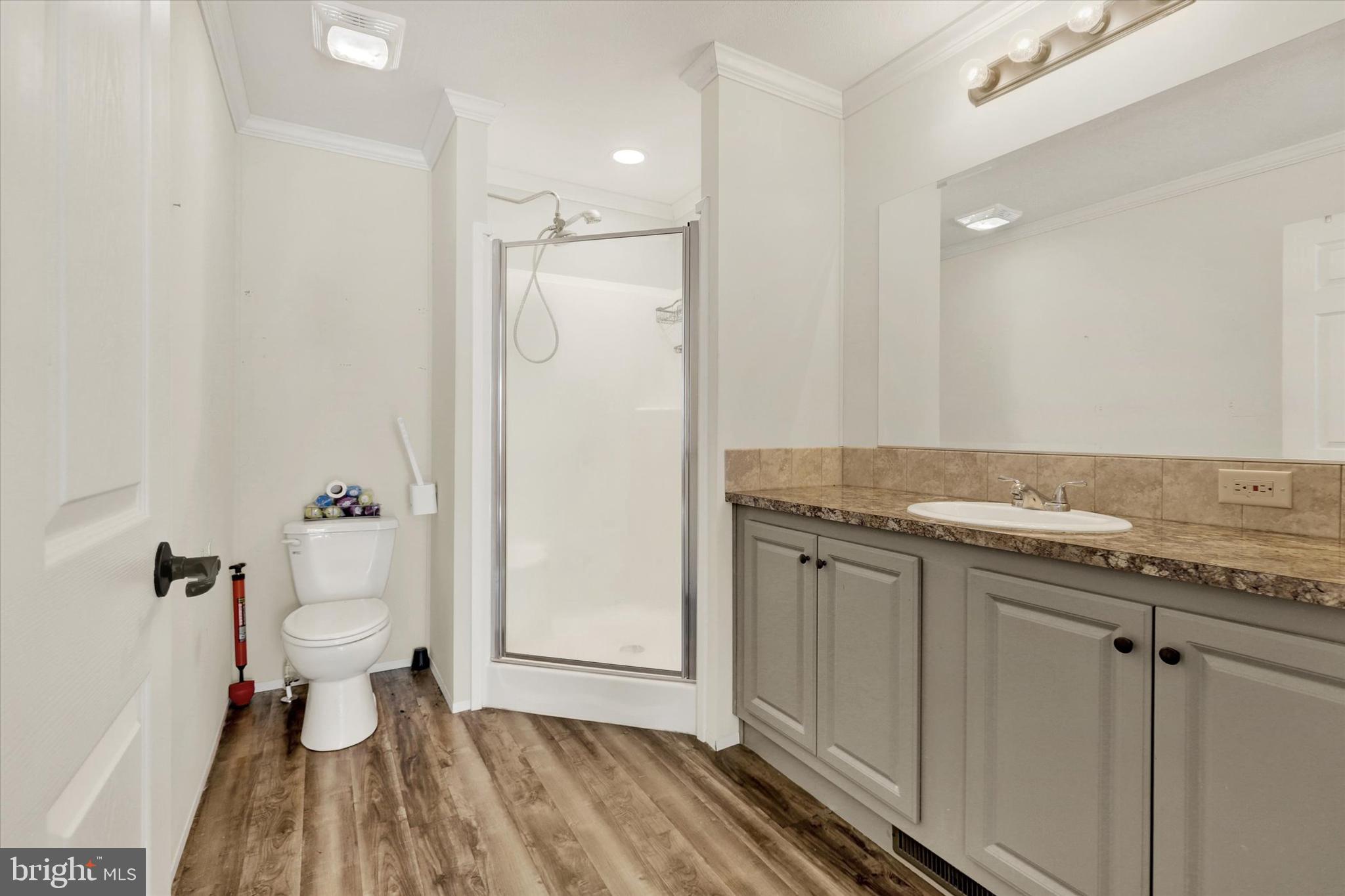 NORTHVIEW MANOR - Residential