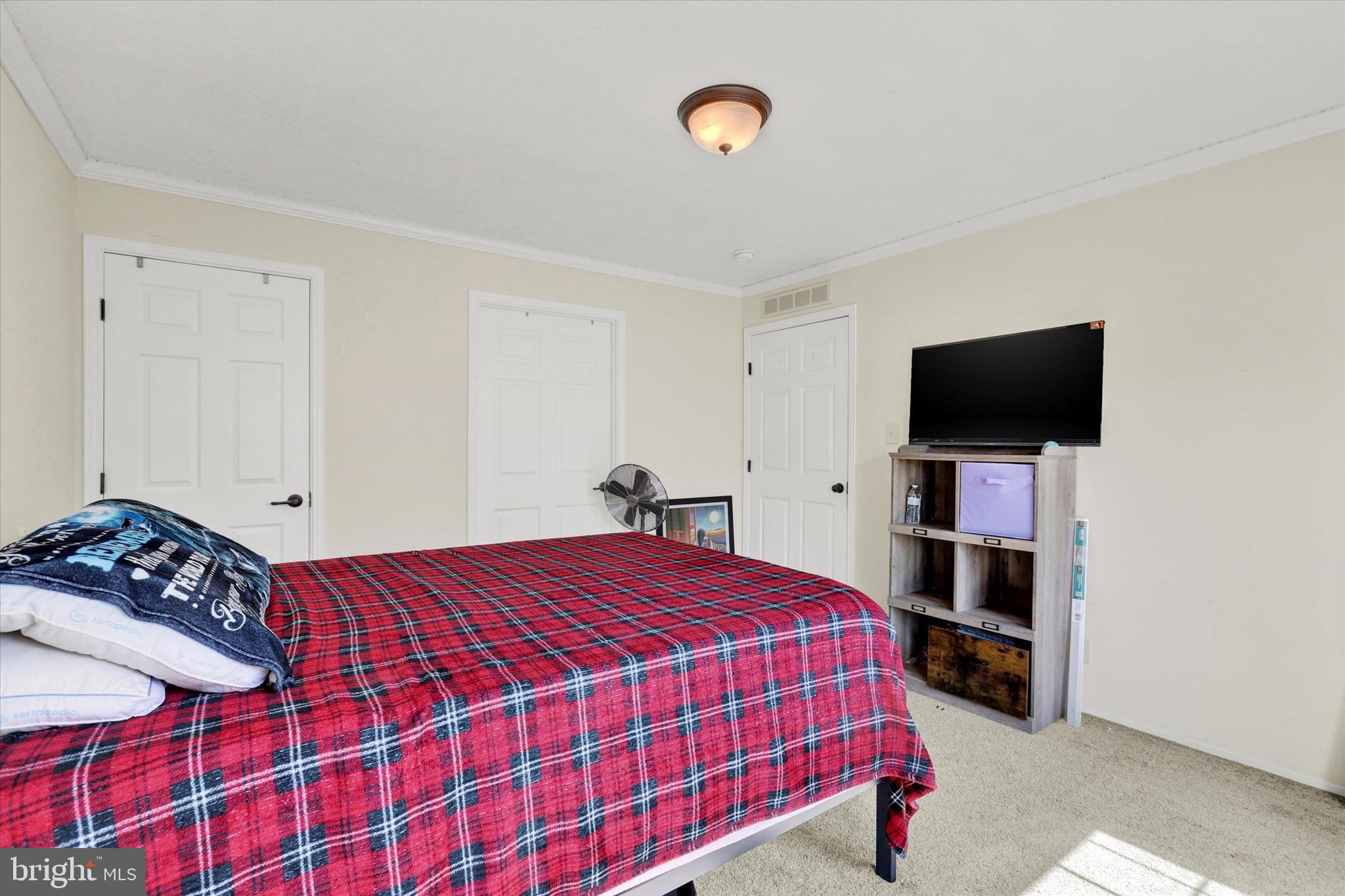 NORTHVIEW MANOR - Residential