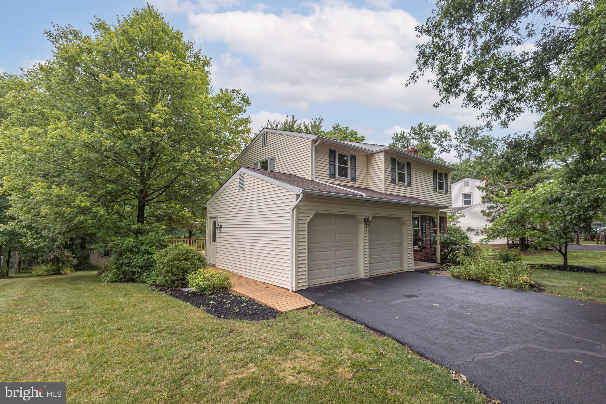 PLEASANT MDWS - Residential