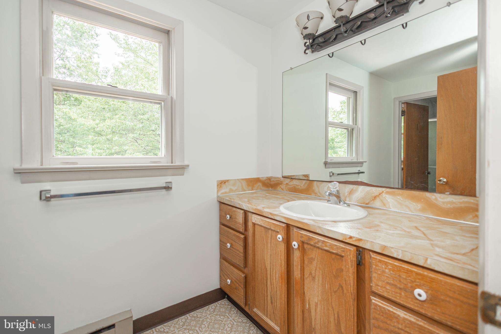 PLEASANT MDWS - Residential