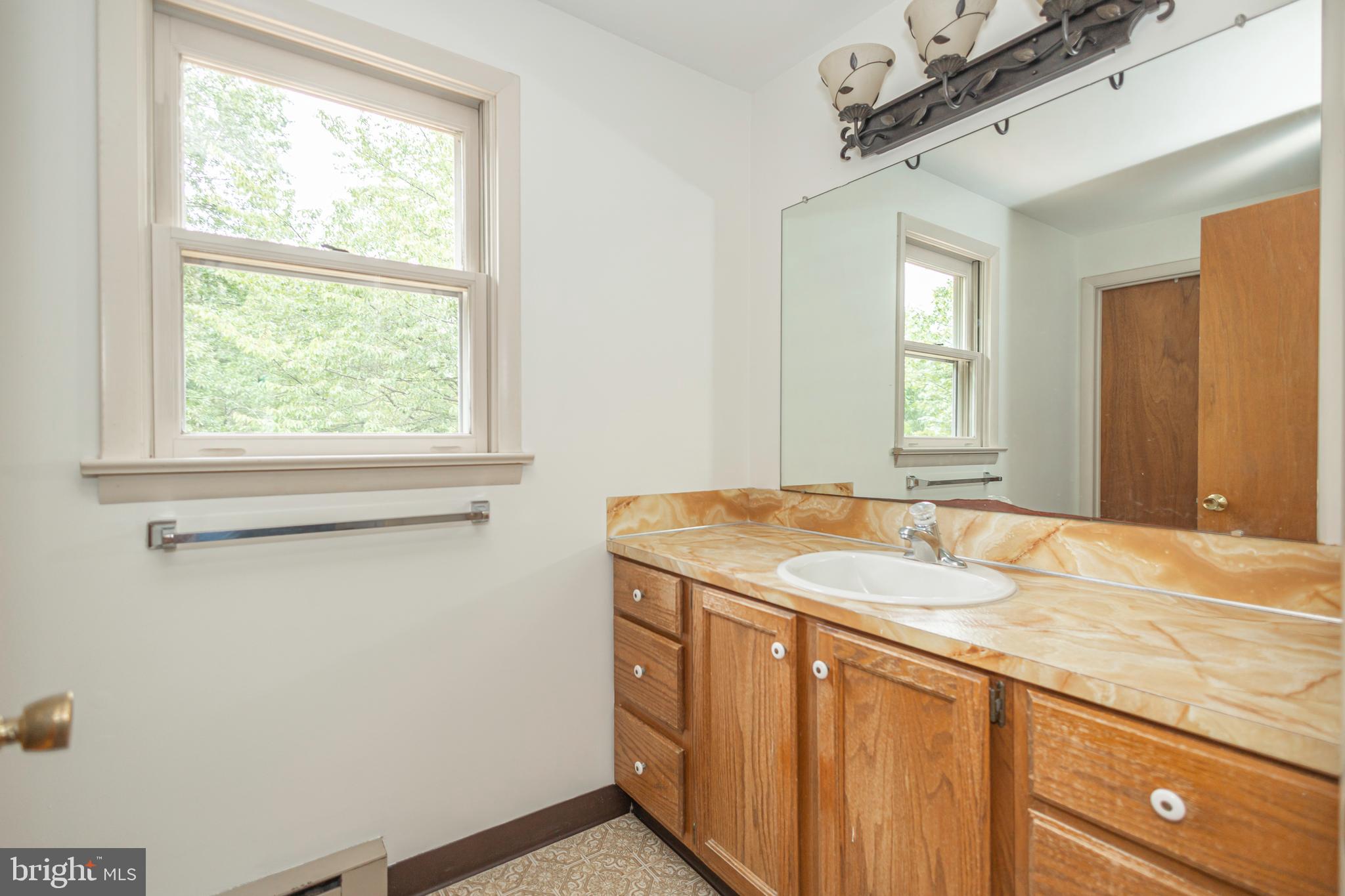 PLEASANT MDWS - Residential