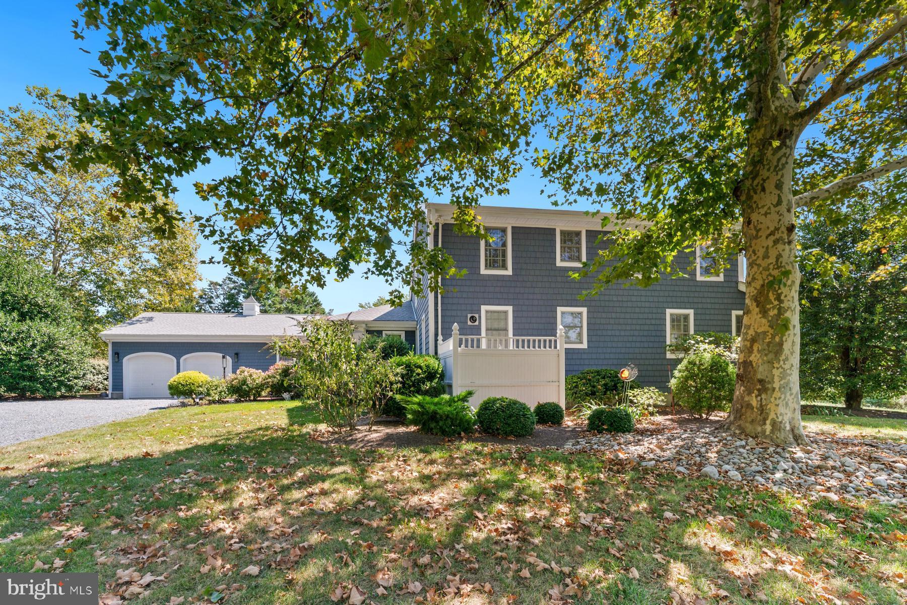 CHURCH NECK - Residential