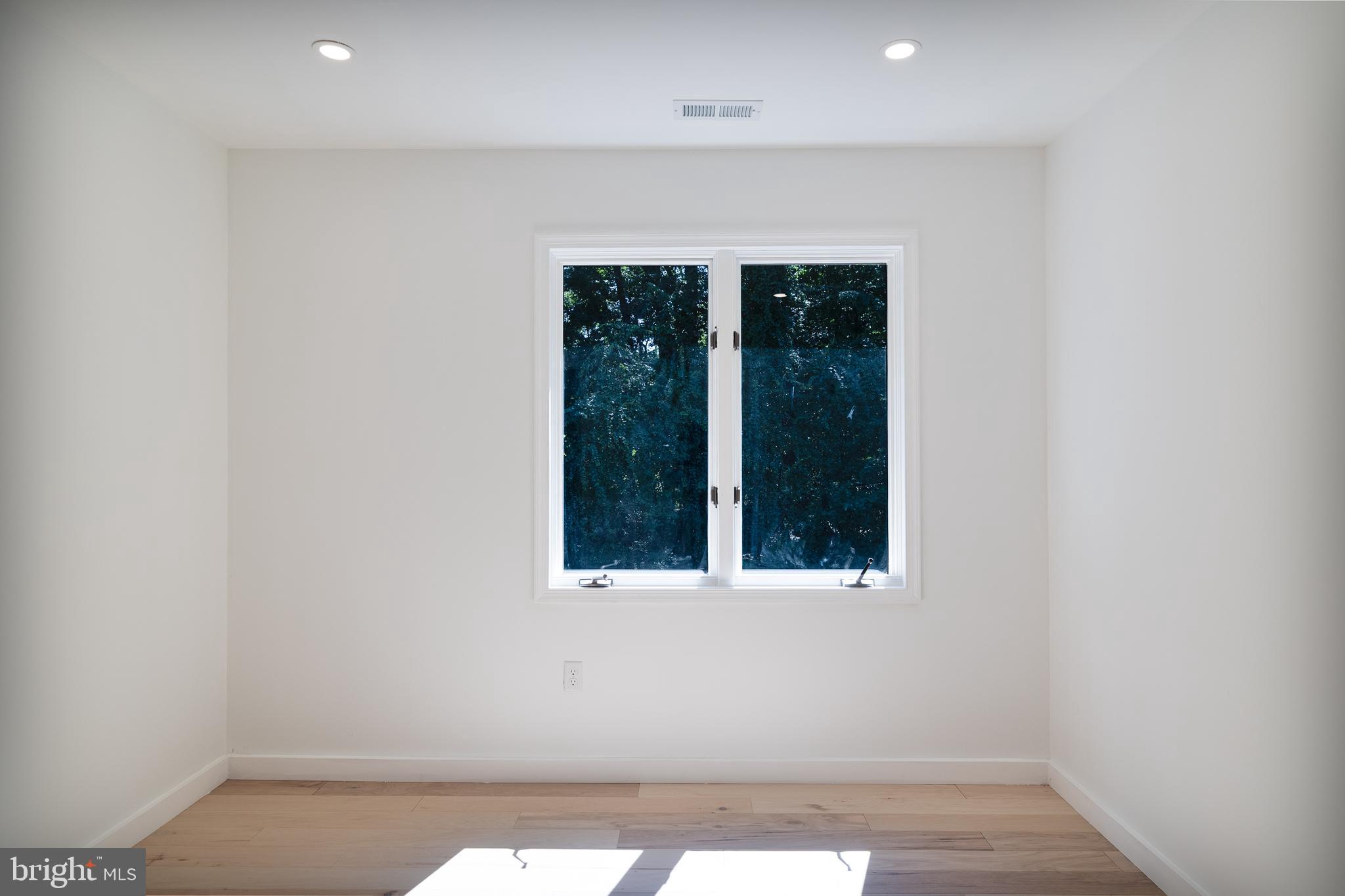 REISTERSTOWN - Residential
