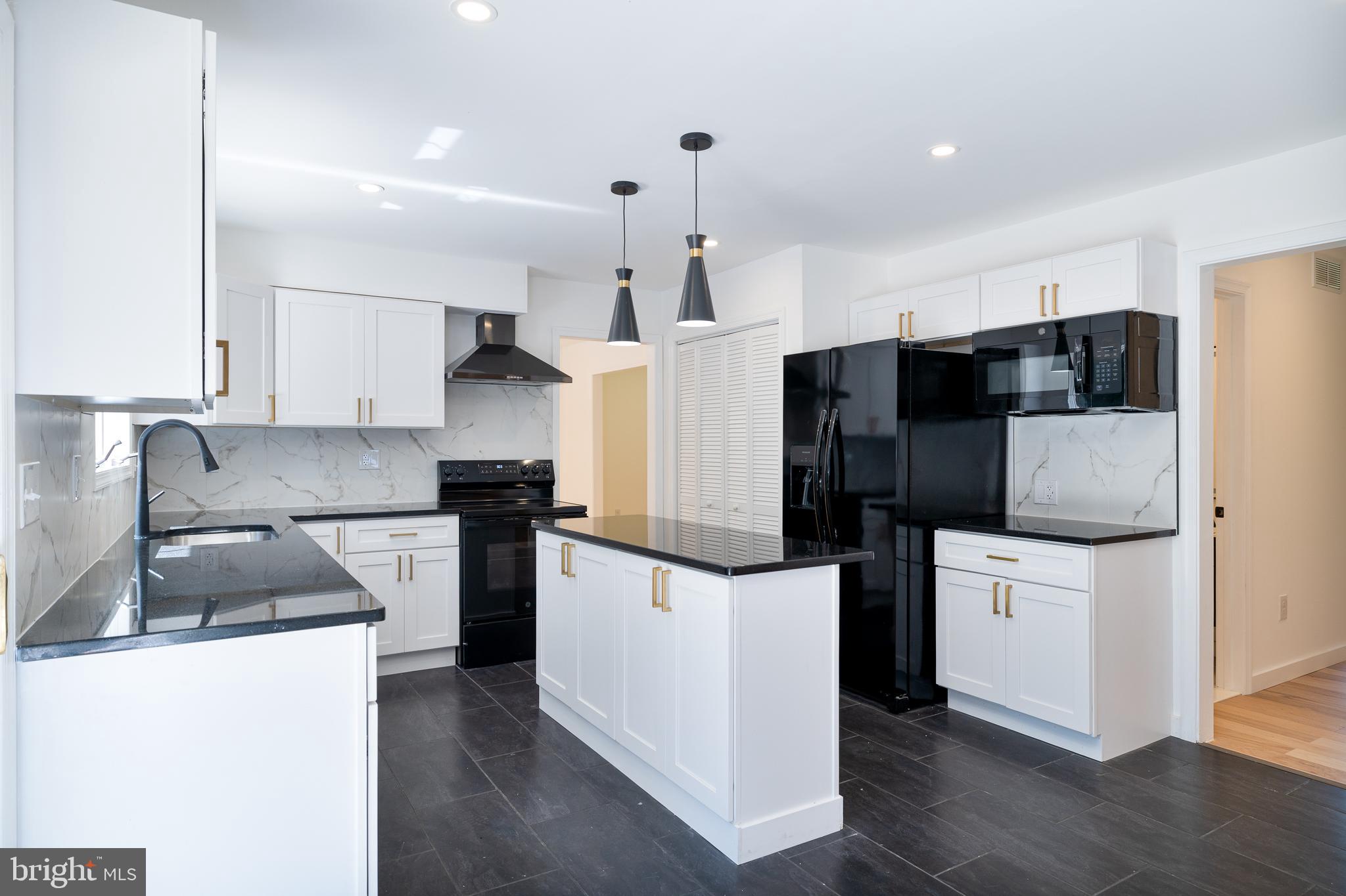REISTERSTOWN - Residential