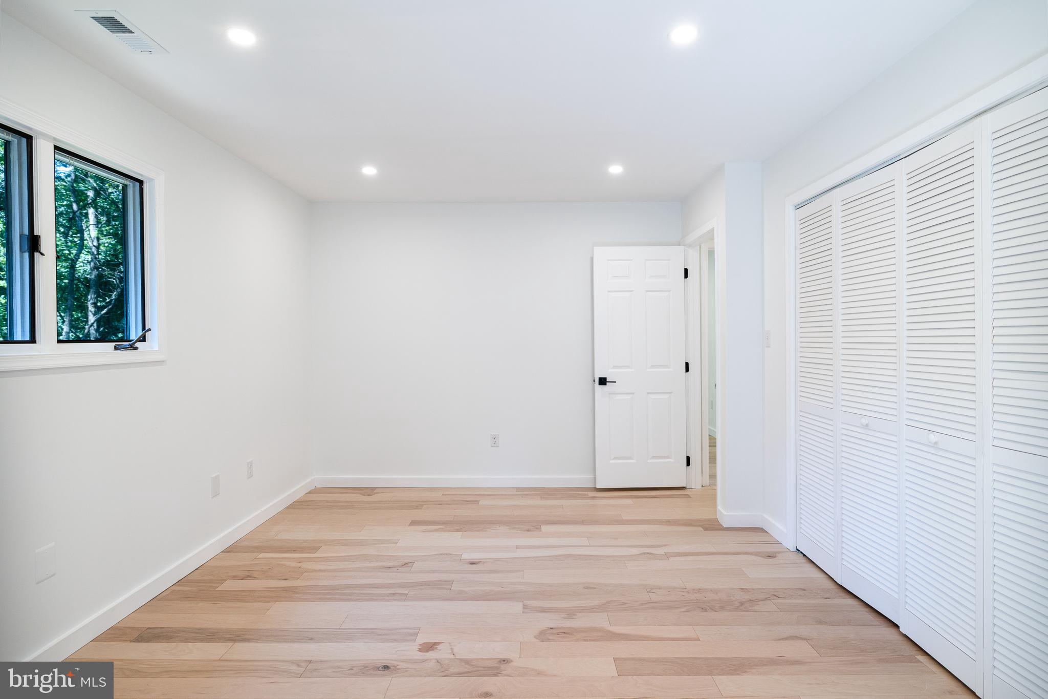 REISTERSTOWN - Residential