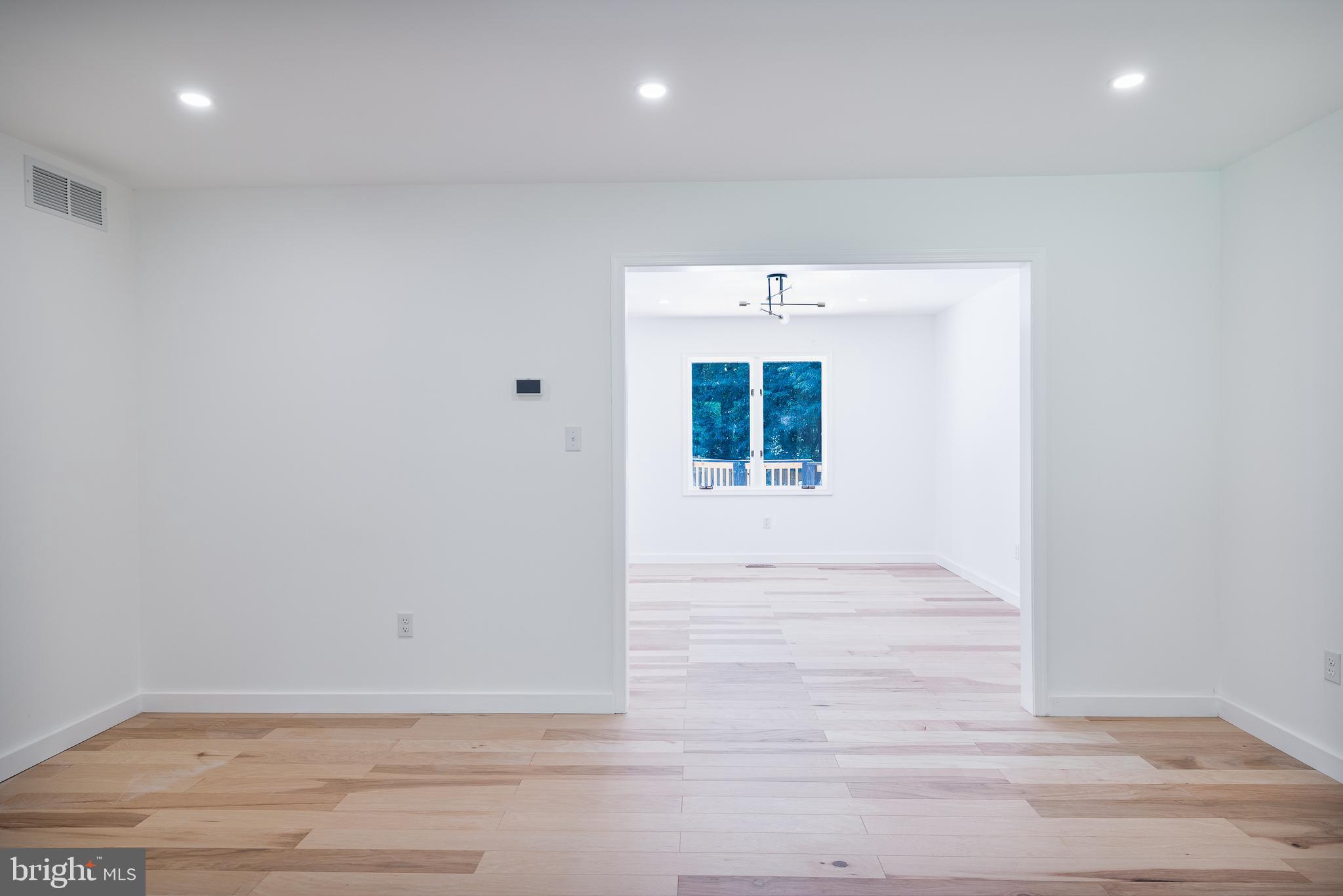 REISTERSTOWN - Residential
