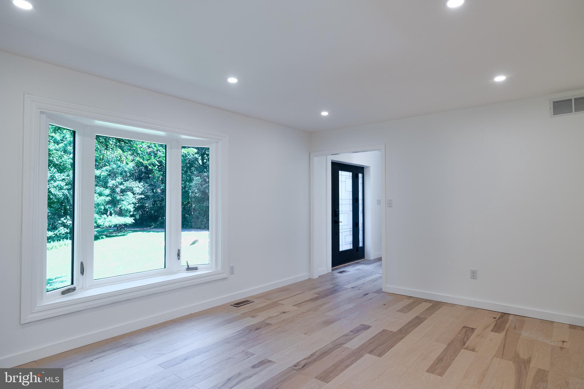 REISTERSTOWN - Residential
