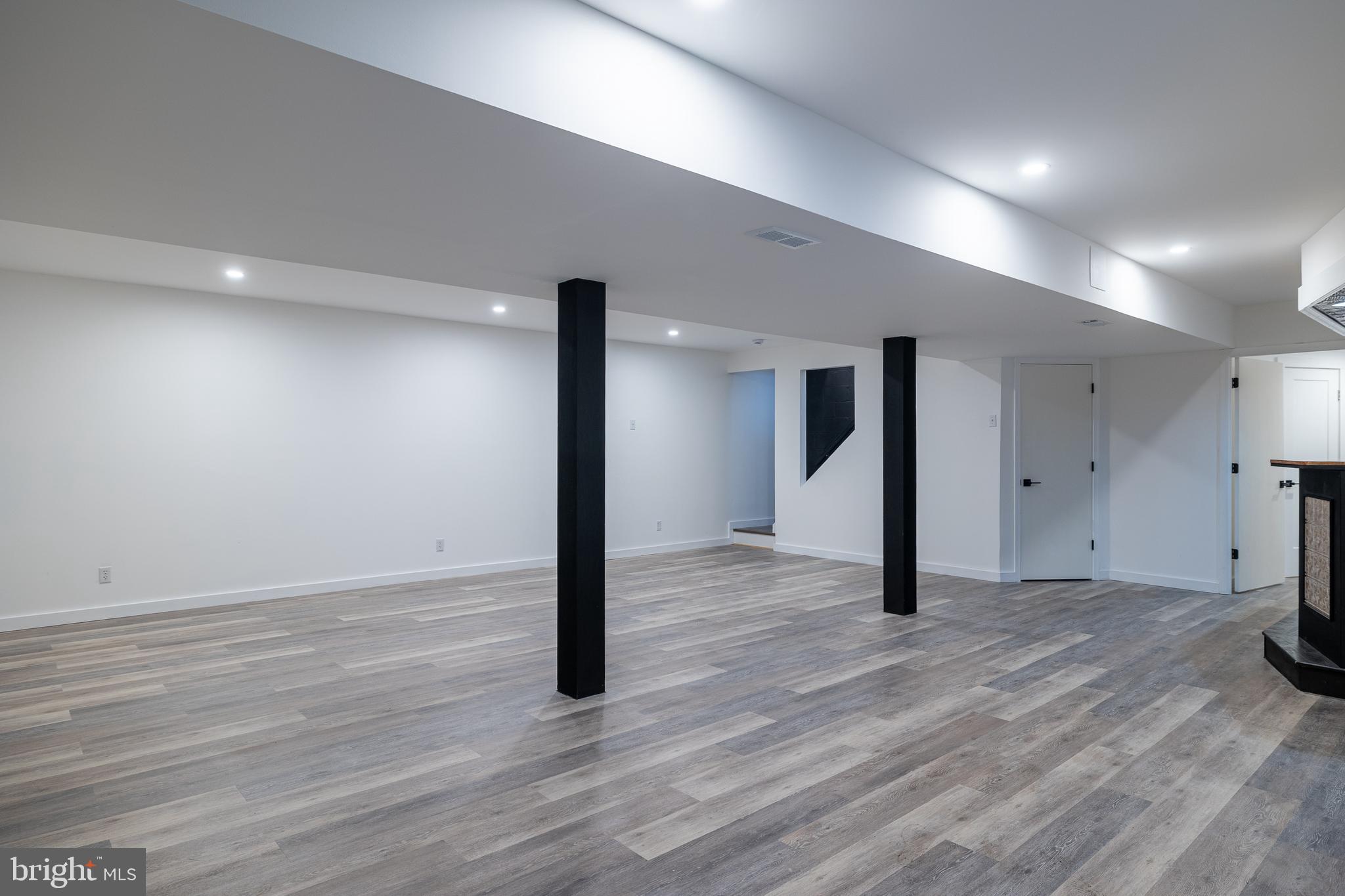 REISTERSTOWN - Residential