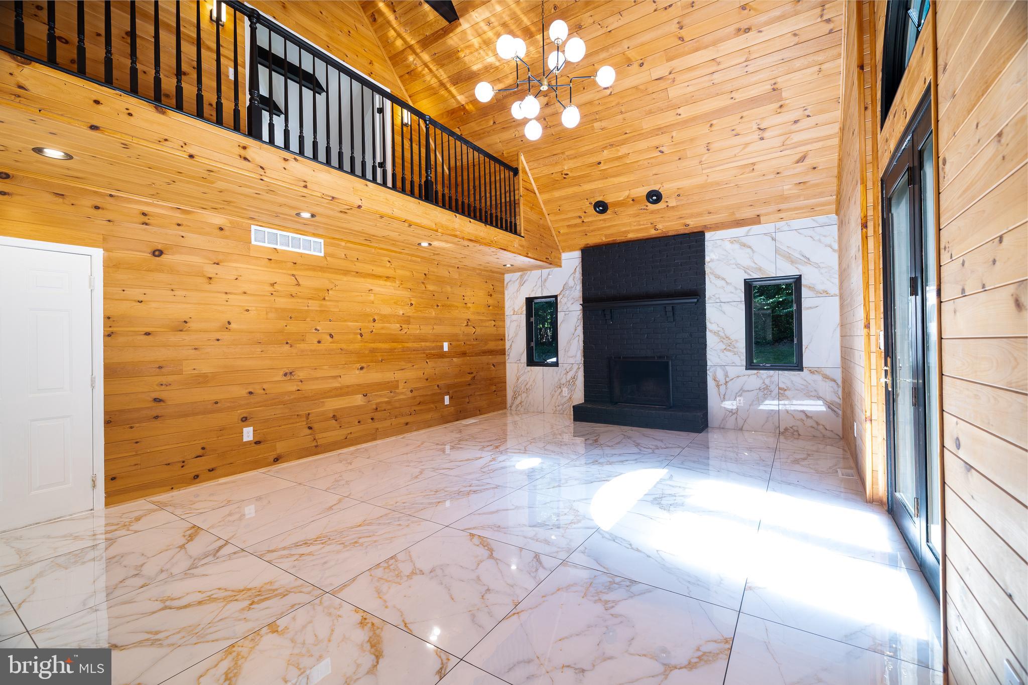 REISTERSTOWN - Residential