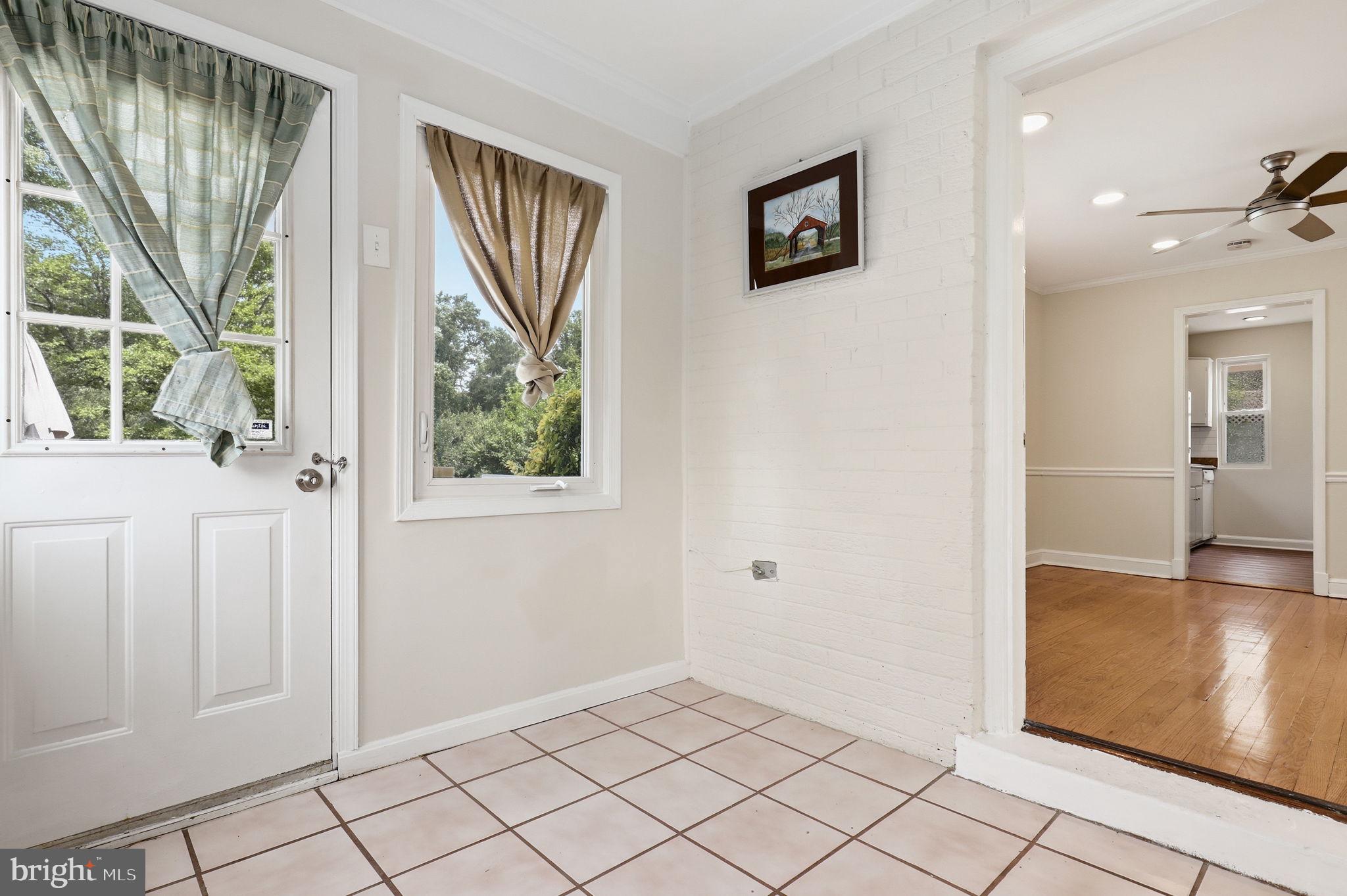 OAKVIEW - Residential