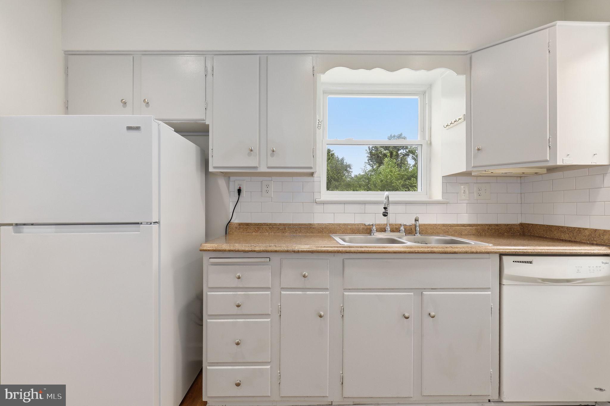 OAKVIEW - Residential