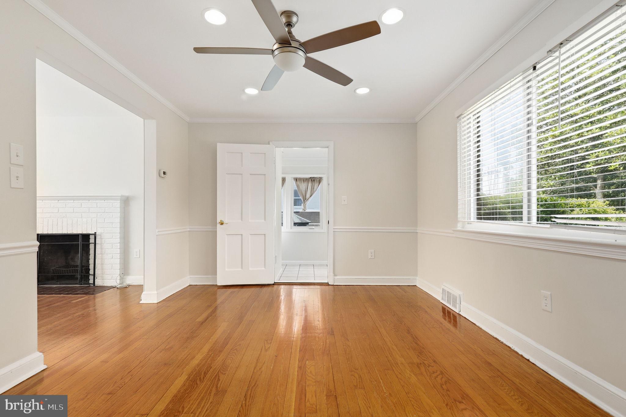OAKVIEW - Residential