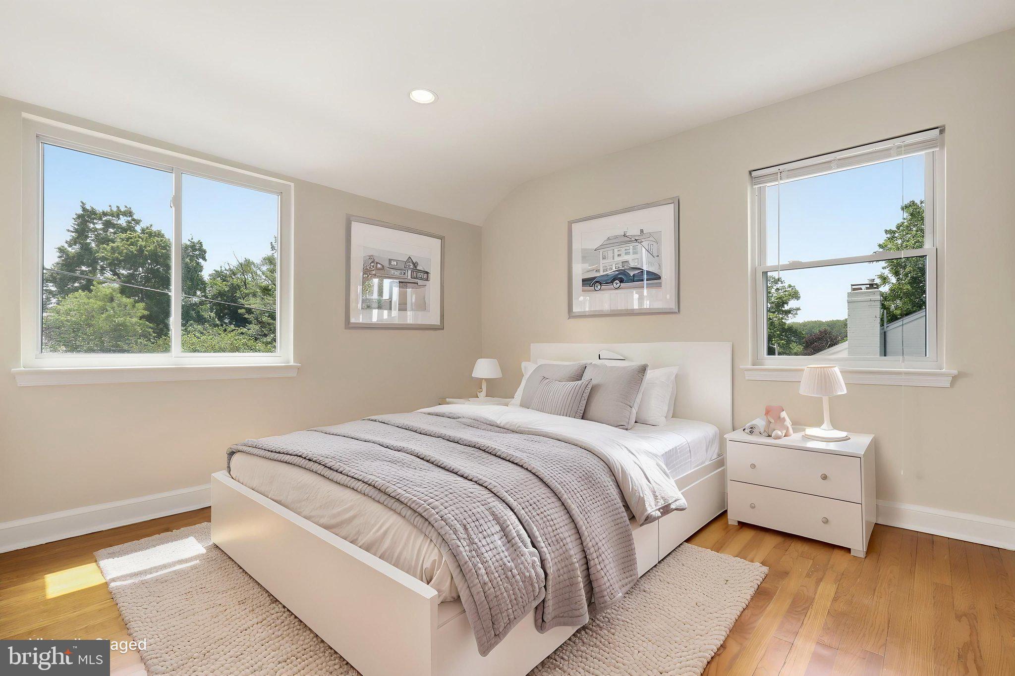 OAKVIEW - Residential
