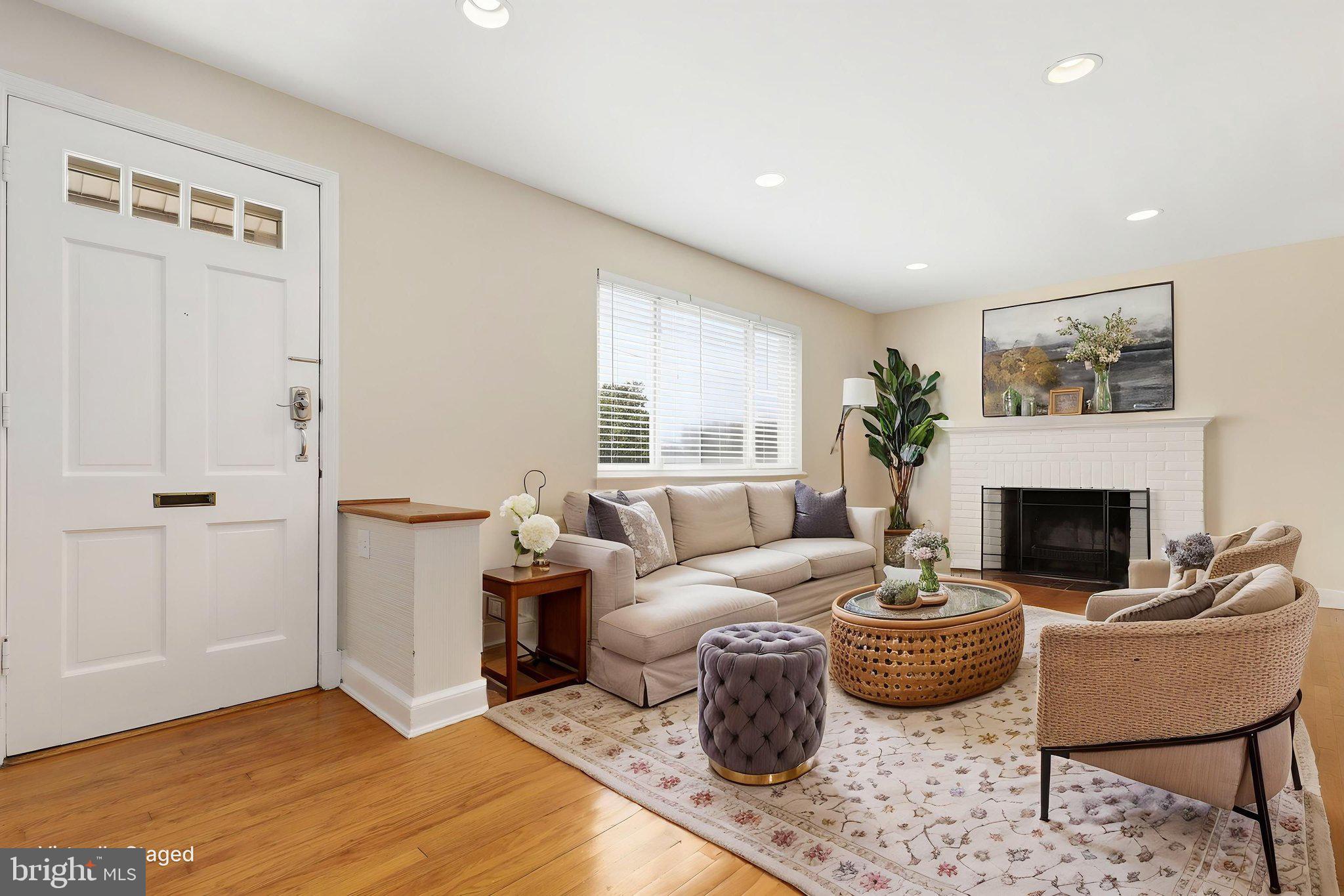 OAKVIEW - Residential