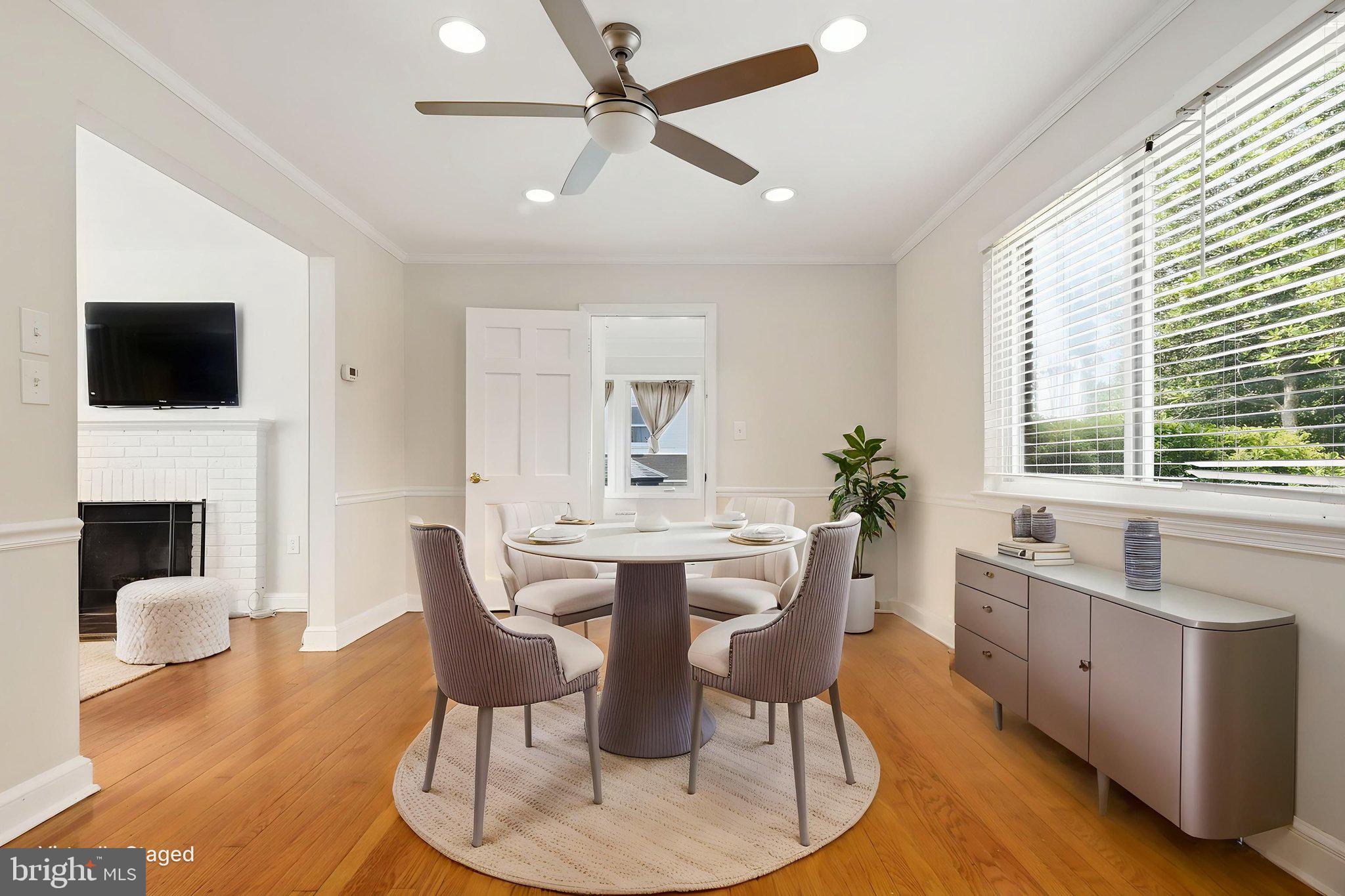 OAKVIEW - Residential