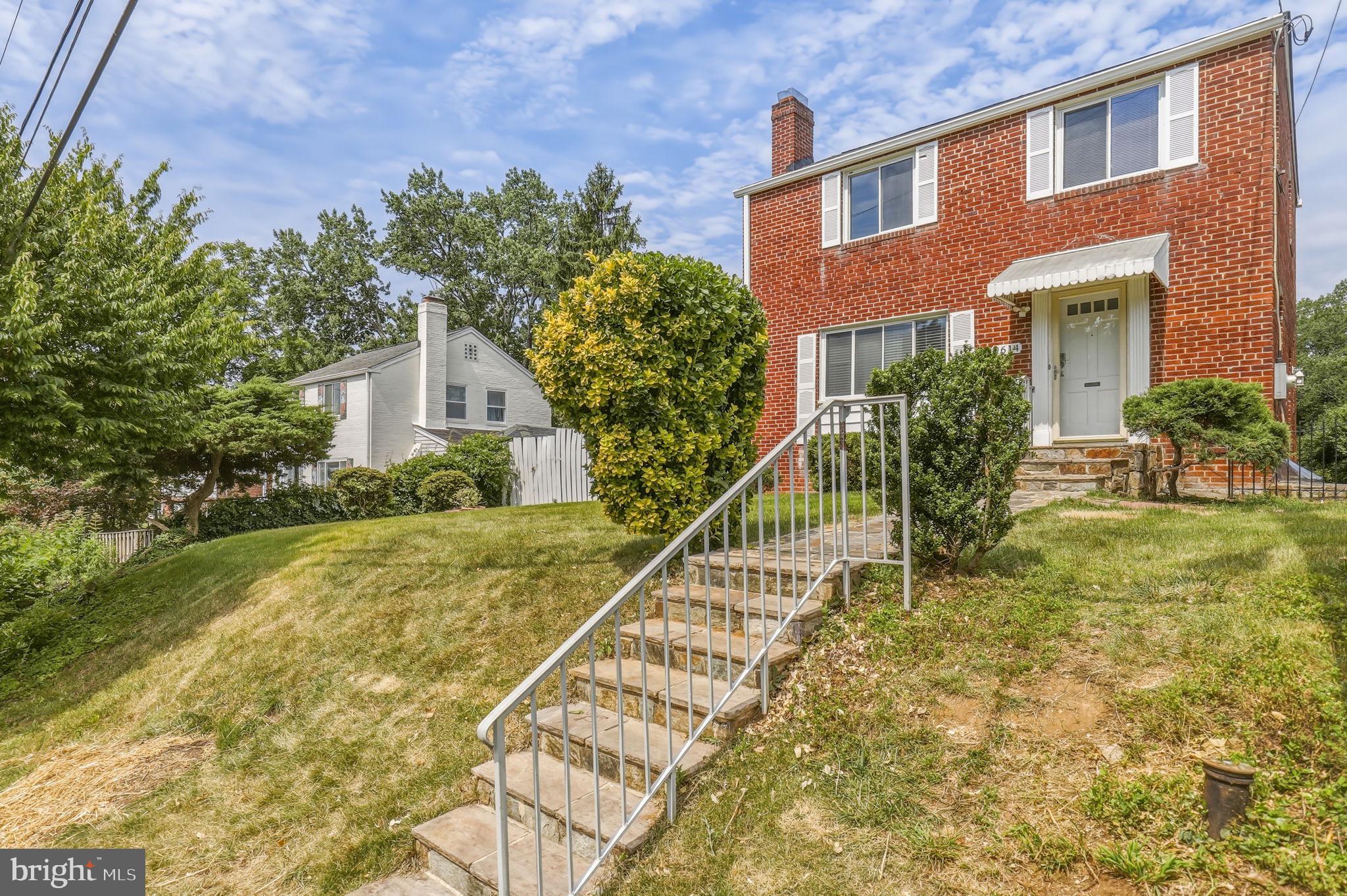 OAKVIEW - Residential