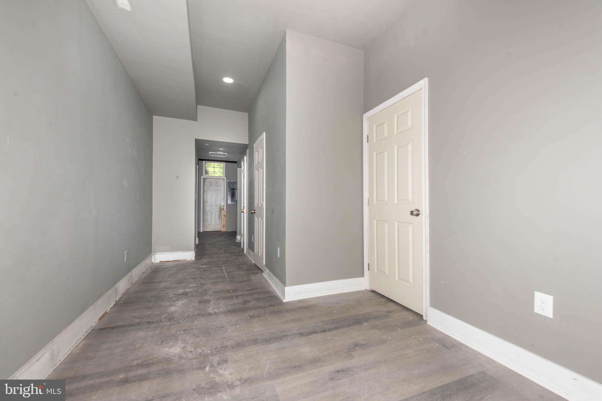 FRANKLIN SQUARE HISTORIC DISTRICT - Commercial Sale