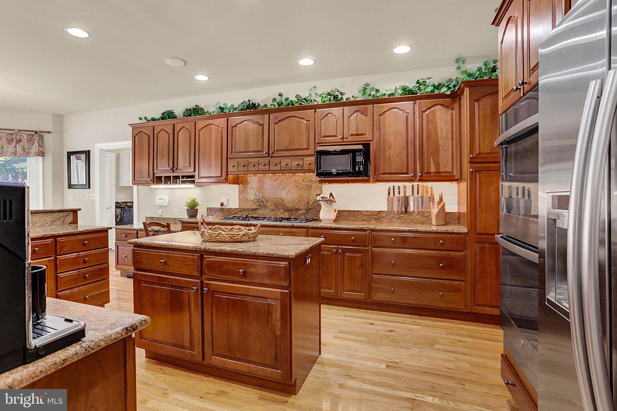 KINGSWOOD - Residential