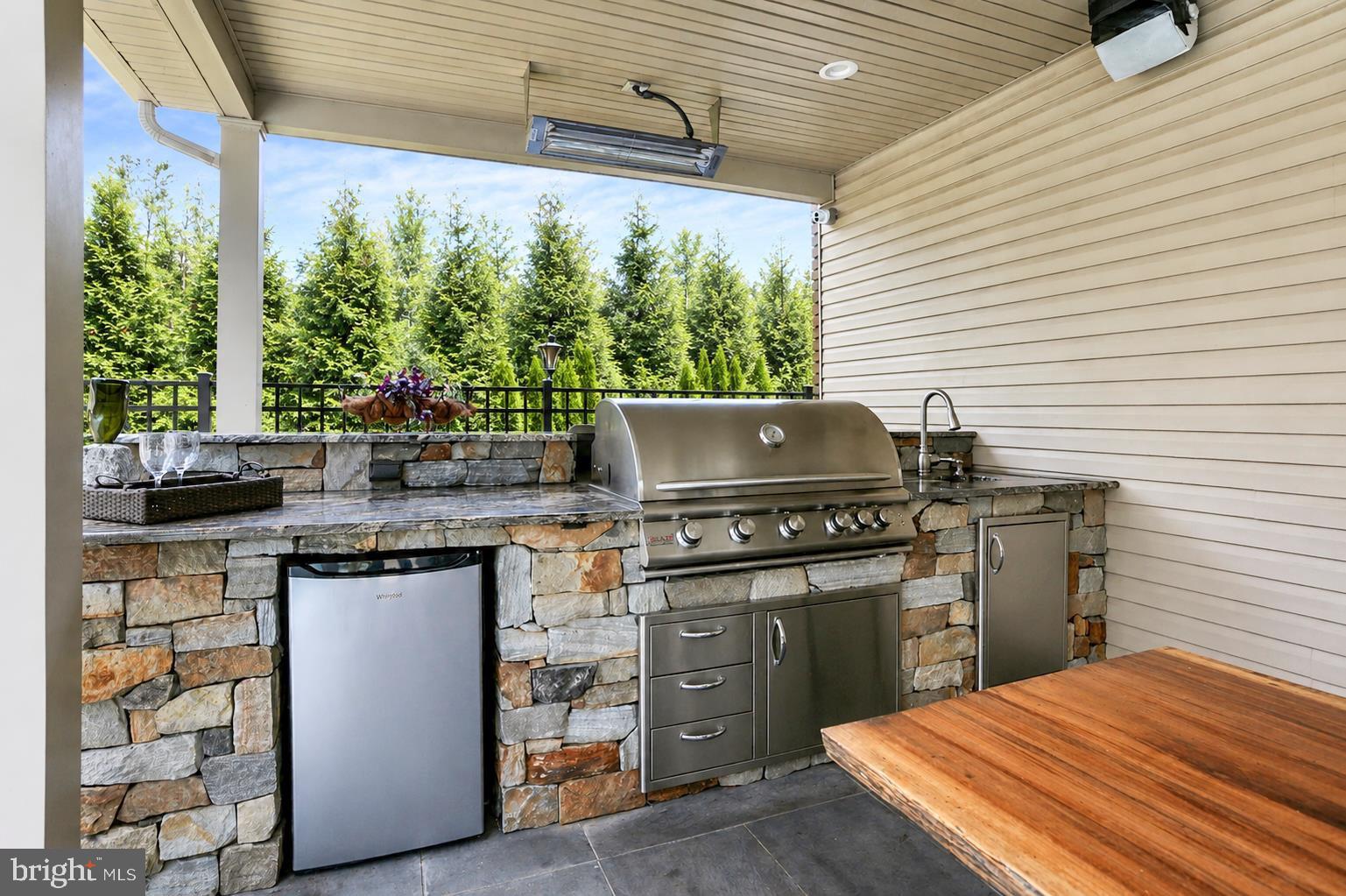 KINGSWOOD - Residential
