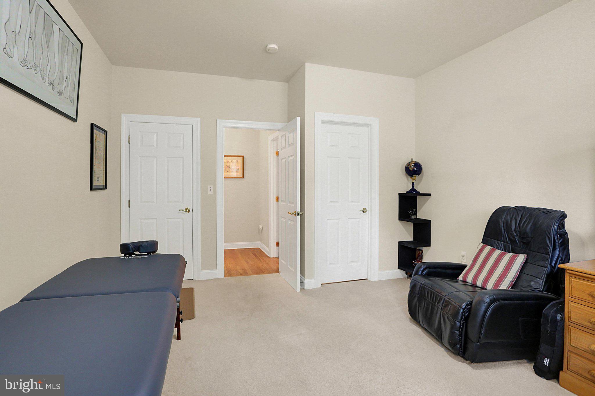 KINGSWOOD - Residential