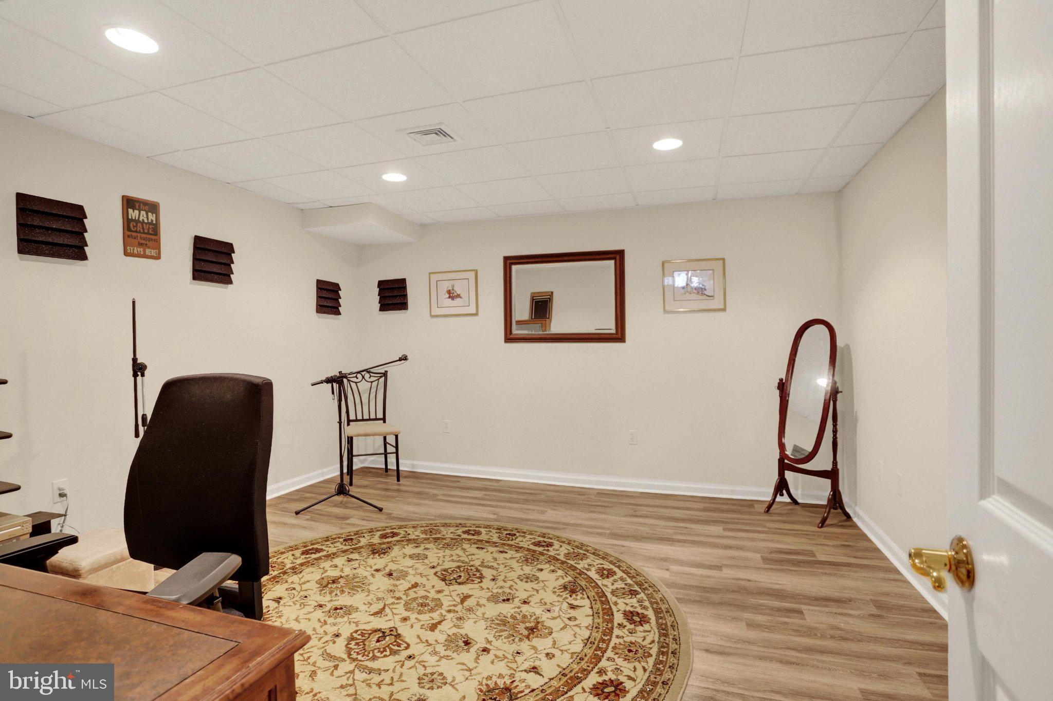KINGSWOOD - Residential