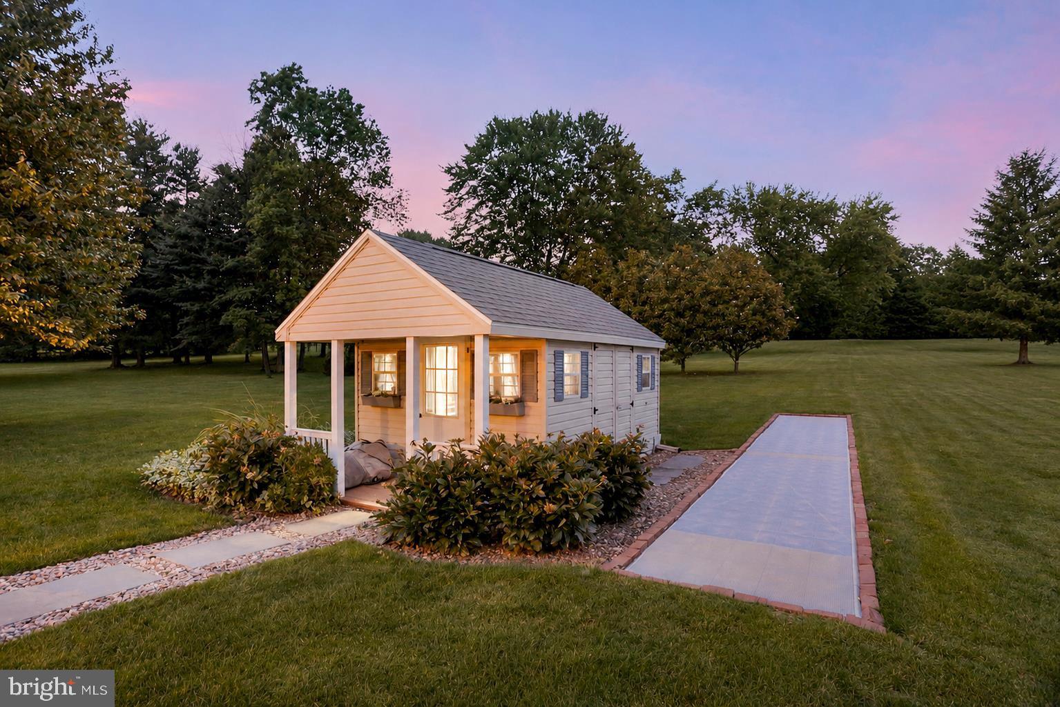 KINGSWOOD - Residential