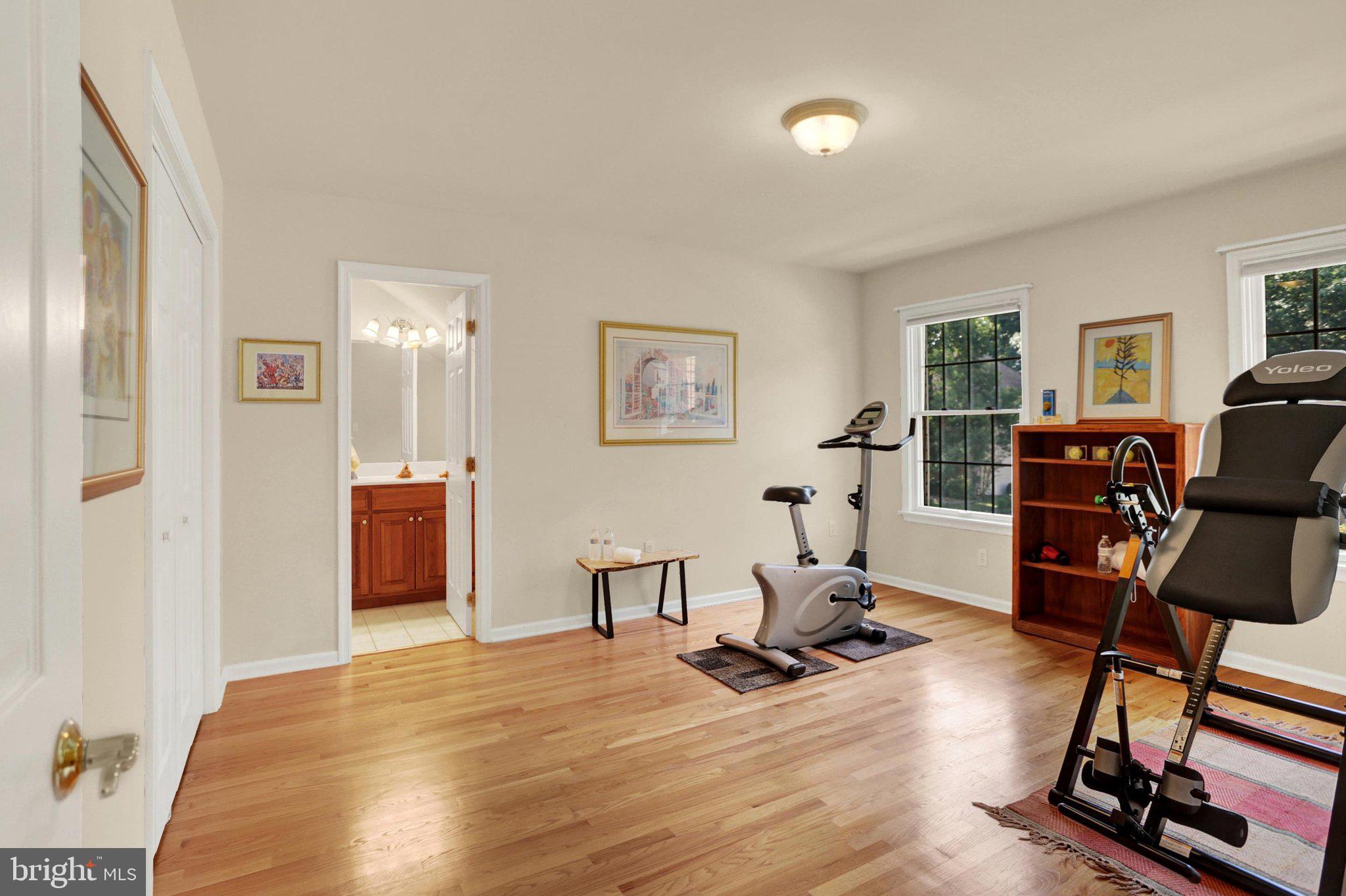 KINGSWOOD - Residential