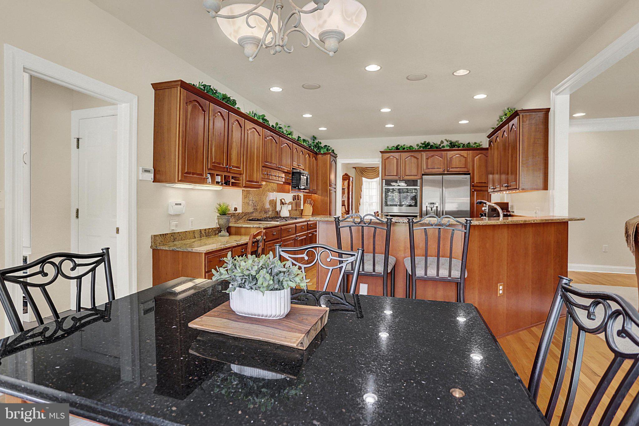 KINGSWOOD - Residential