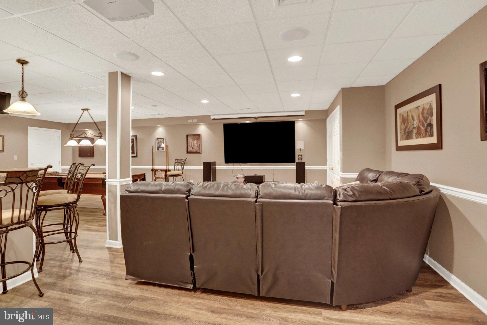 KINGSWOOD - Residential