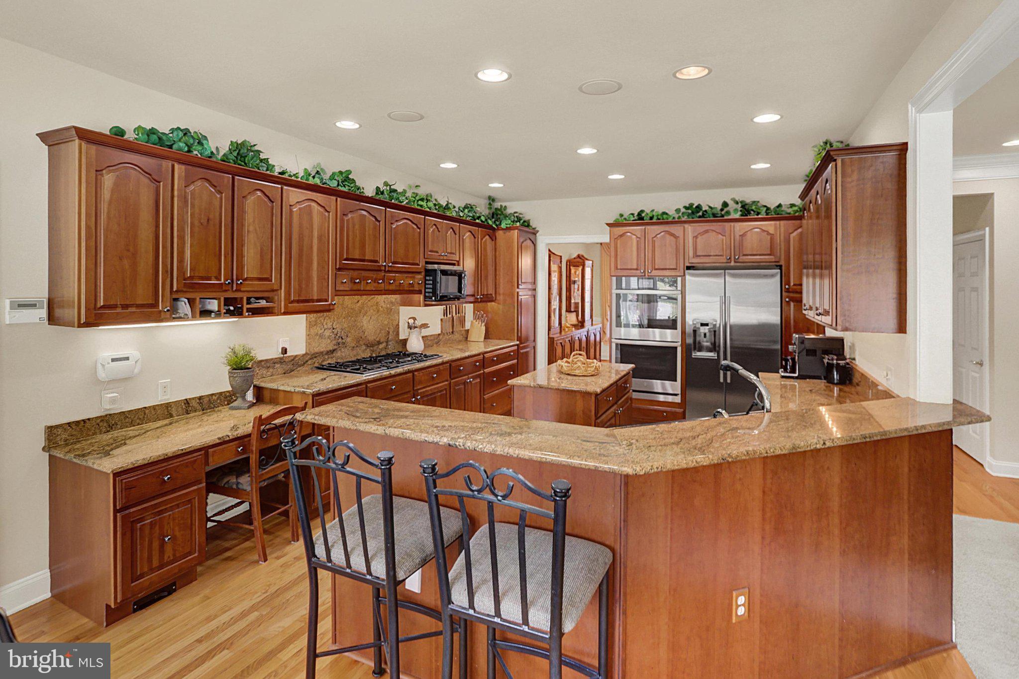 KINGSWOOD - Residential
