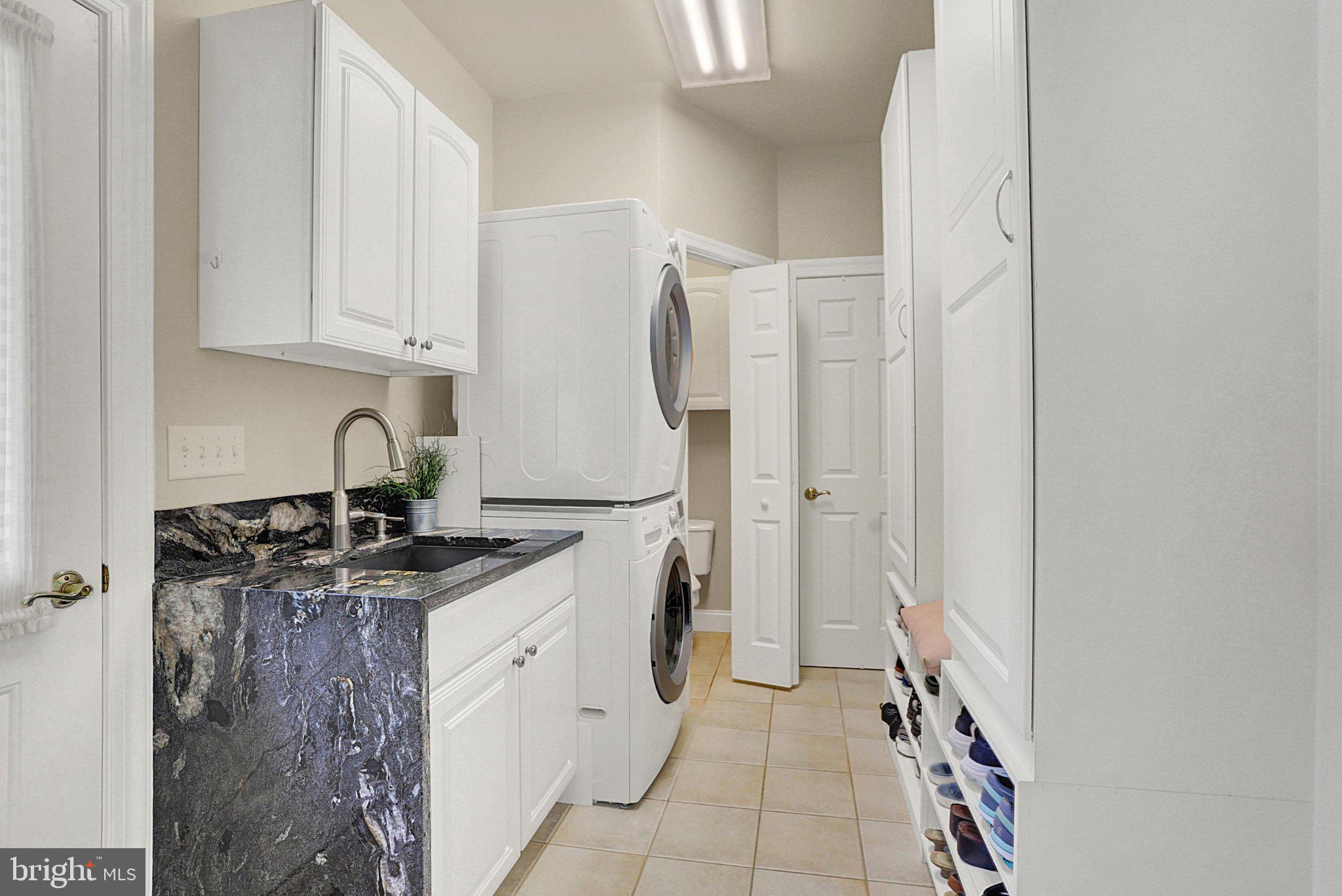 KINGSWOOD - Residential