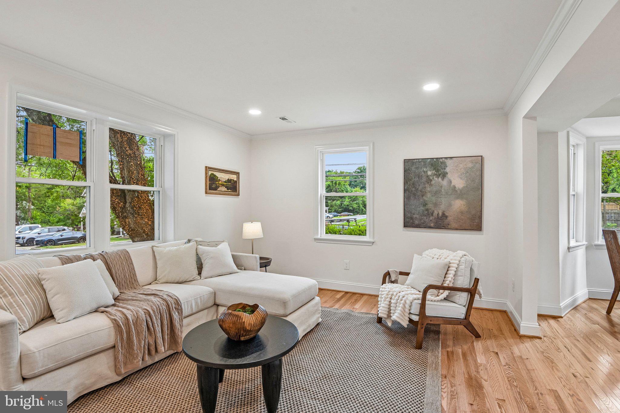 HOLMEHURST - Residential