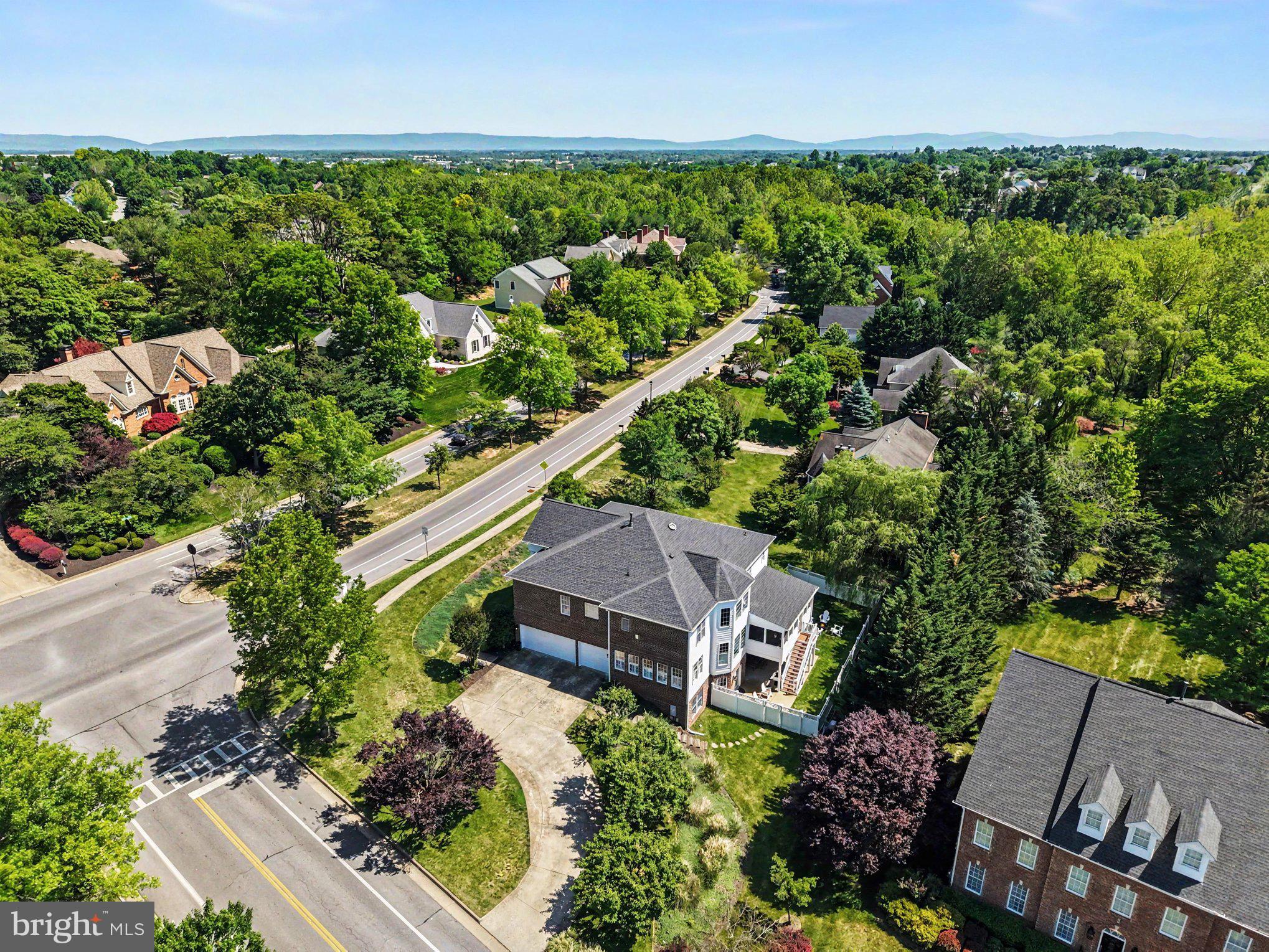 MEADOWBRANCH - Residential