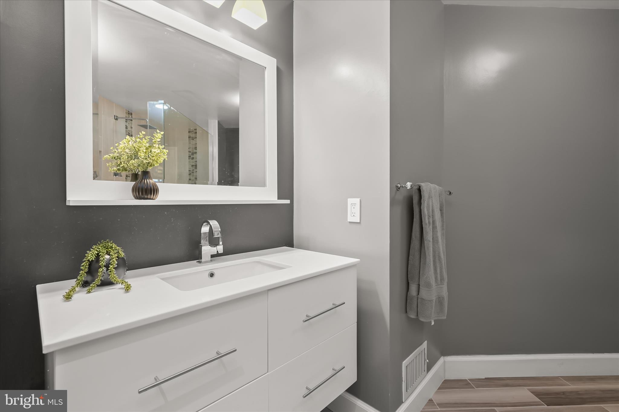 WORTHINGTON VALLEY - Residential